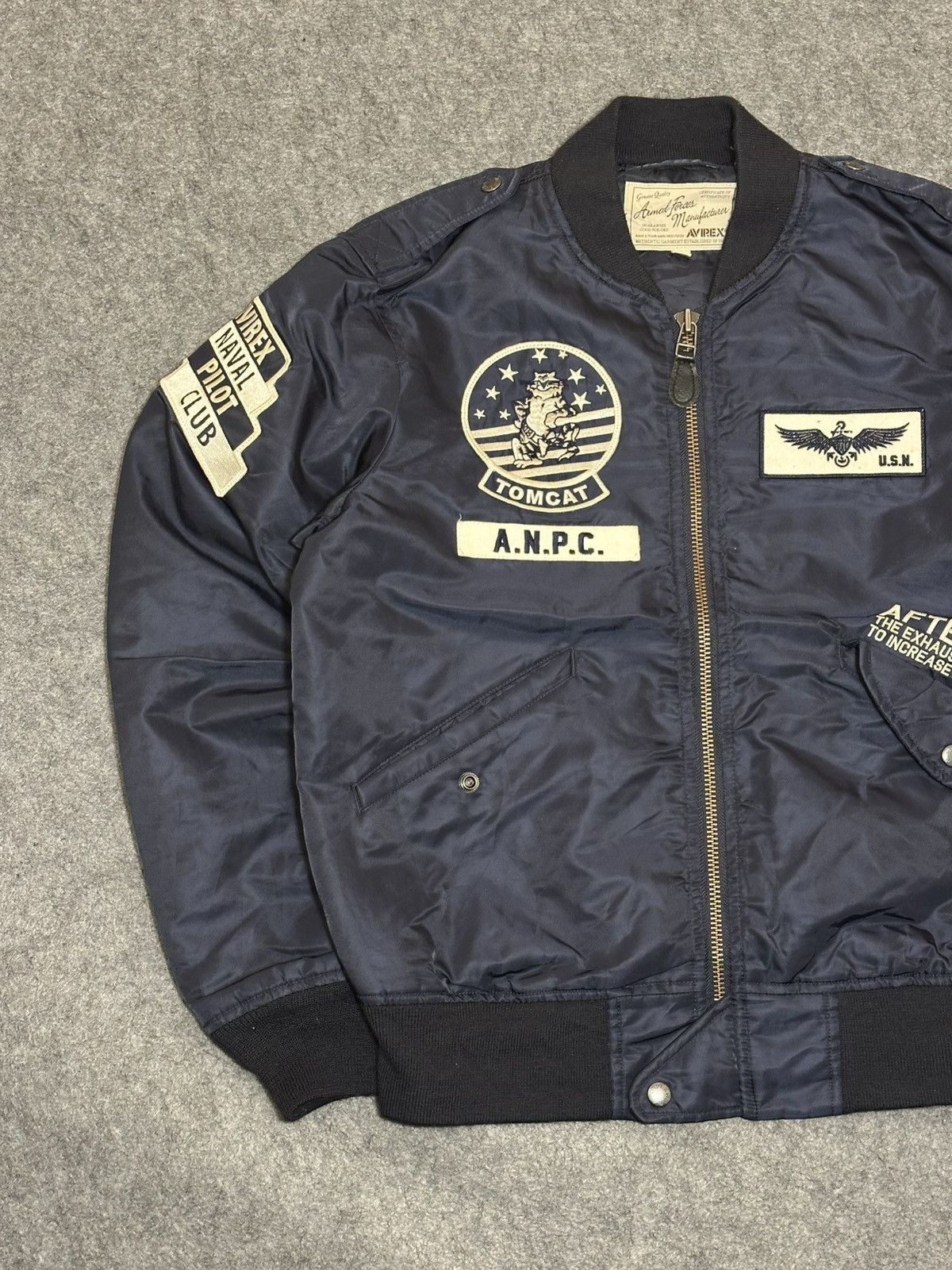 Avirex Avirex Tomcat L-2B flight jacket various military. Size US L / EU 52-54 / 3 - 5 Thumbnail