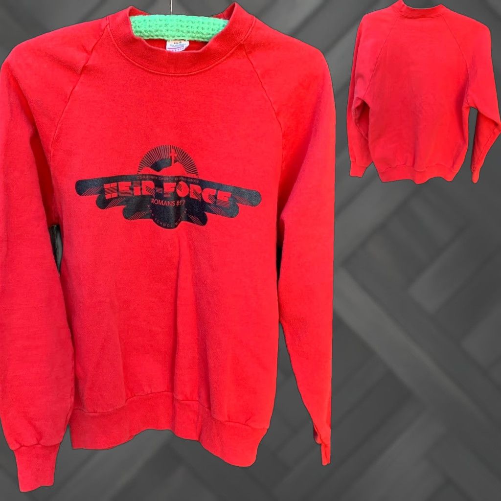 Vintage Belton Red Raglan Sweatshirt Men L Graphic Print Christian Heir Force Romans 8:17 Vintage 70s 80s USA Shirt Pullover Crew Neck Size US L / EU 52-54 / 3 - 1 Thumbnail