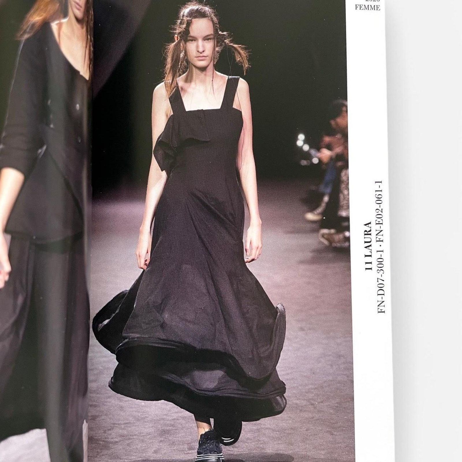 Japanese Brand × Y's × Yohji Yamamoto Yohji Yamamoto Spring/Summer 2020 Femme Lookbook catalog Size ONE SIZE - 2 Thumbnail
