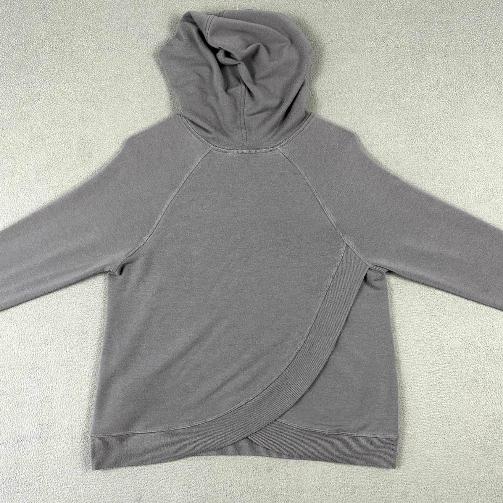 Athleta Athleta Hoodie Womens Small Gray Pullover Activewear Casual Run & Jogging Size S / US 4 / IT 40 - 2 Thumbnail