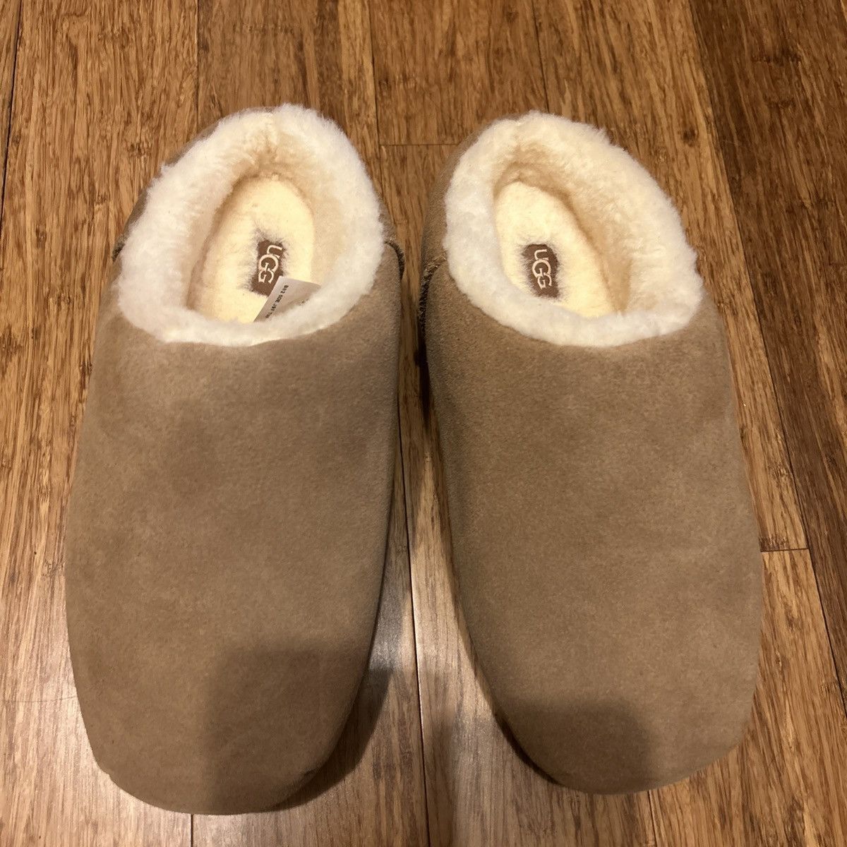 Ugg UGG® Pumped Slides size US 9 Size US 9 / IT 39 - 3 Thumbnail