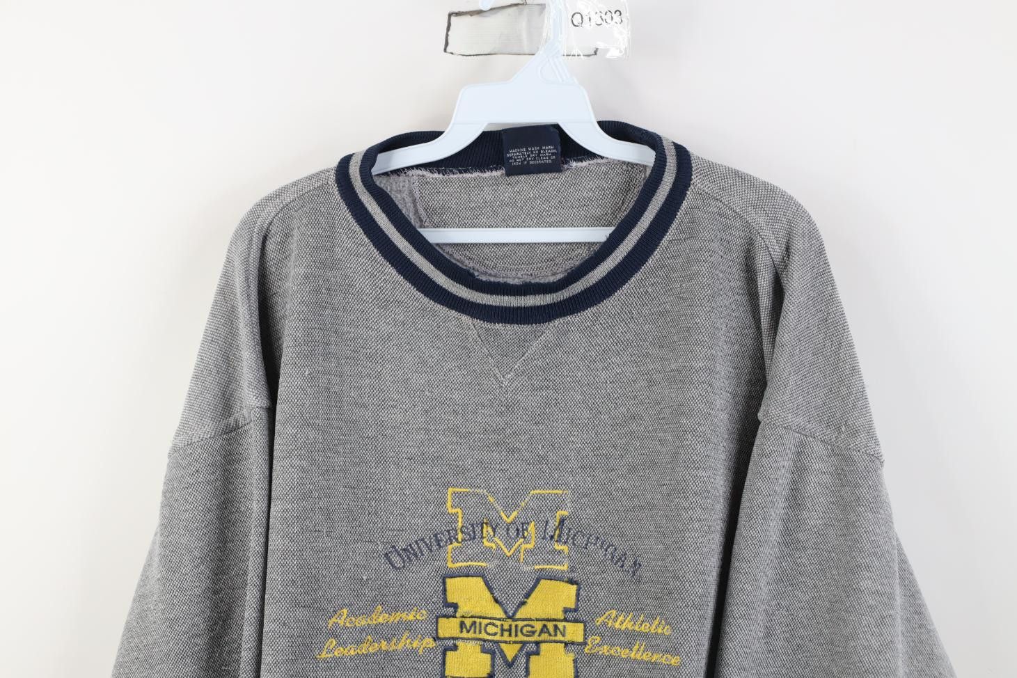 Vintage Vintage 90s University of Michigan Crewneck Sweatshirt Gray Size US XL / EU 56 / 4 - 2 Thumbnail