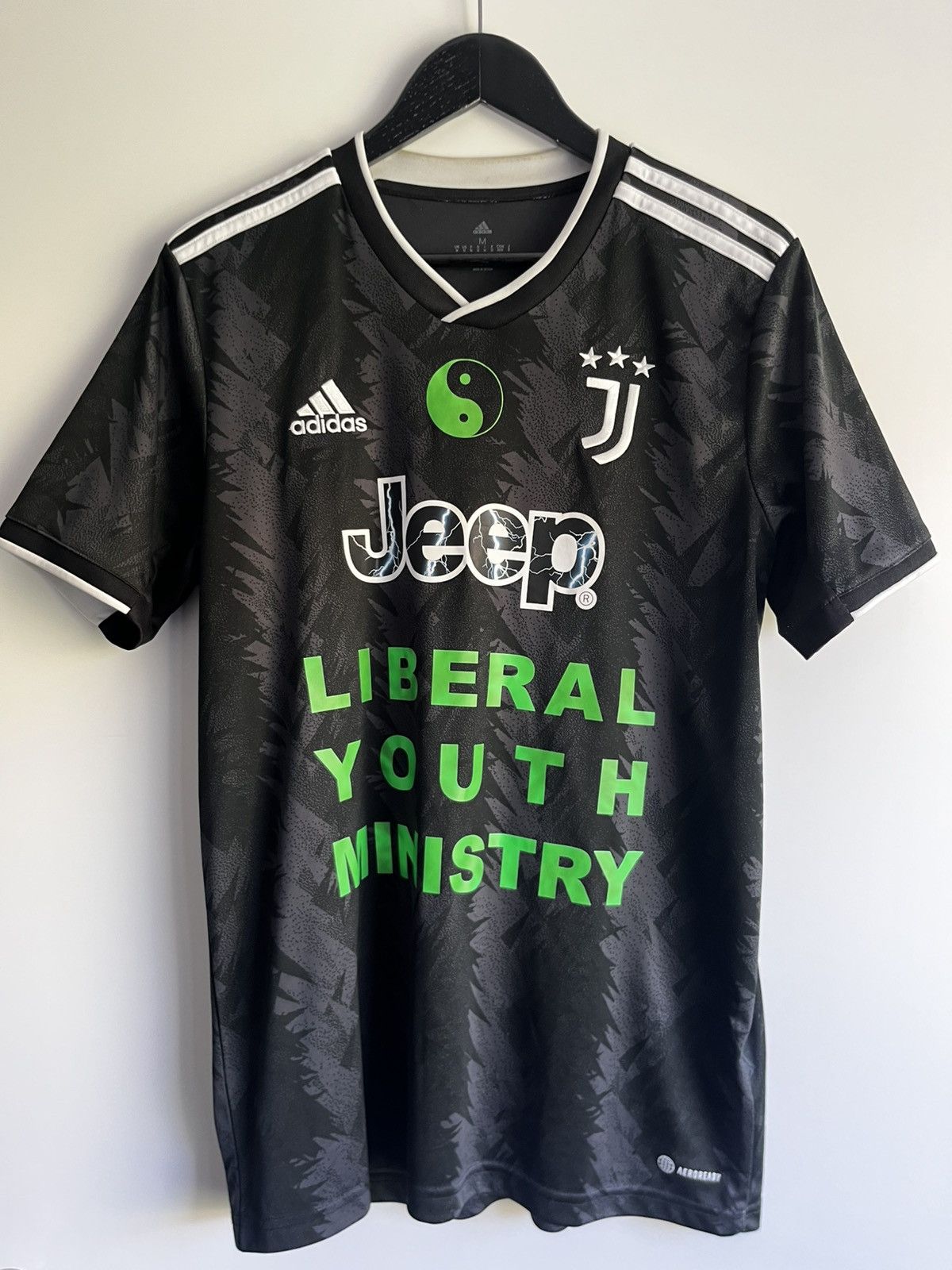 Adidas × Liberal Youth Ministry Rare Juventus x Liberal Youth Ministry Jersey Size US M / EU 48-50 / 2 - 1 Thumbnail