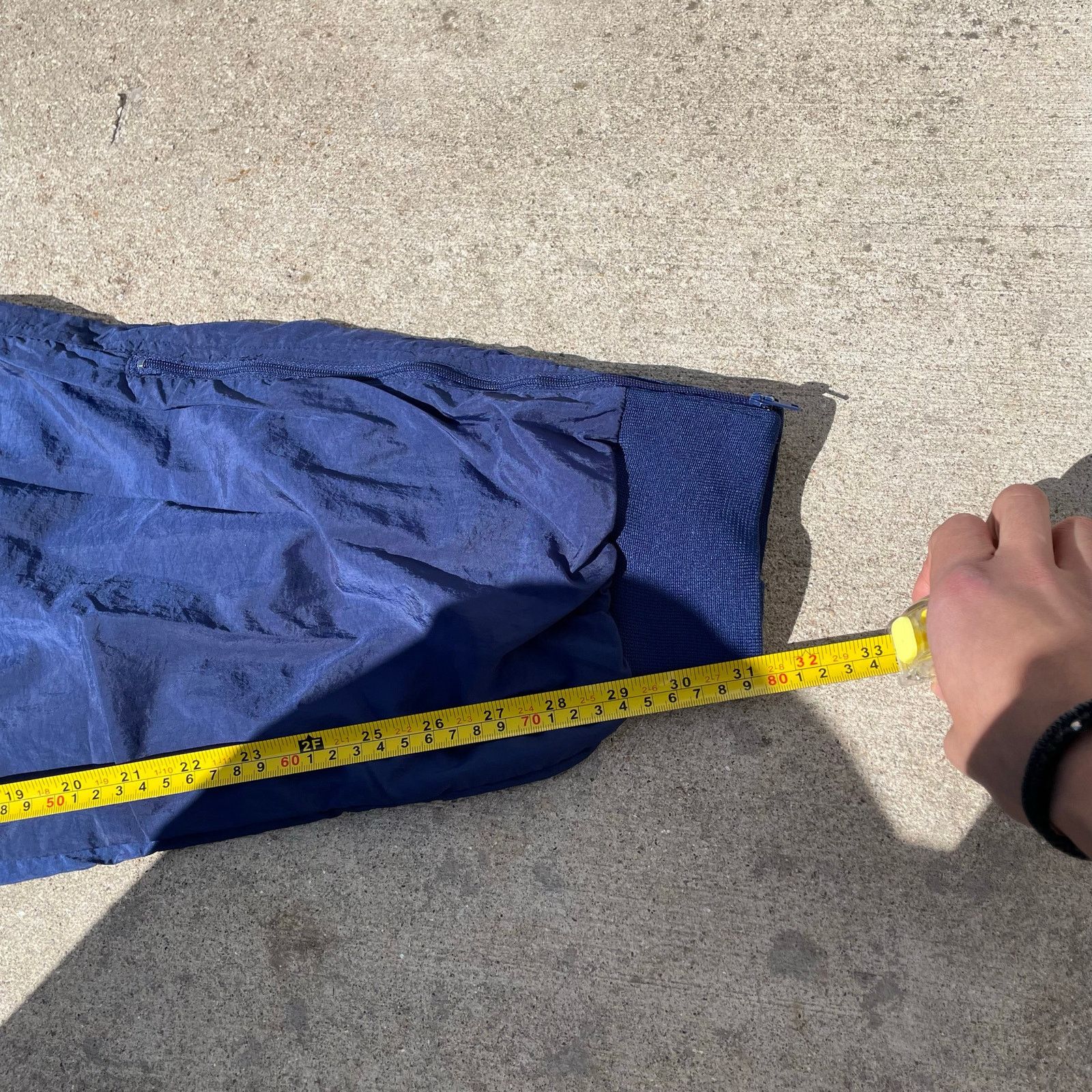 Nike Vintage Nike Track Pants Nylon Joggers Blue Swoosh 90s Y2K Size US 30 / EU 46 - 6 Thumbnail
