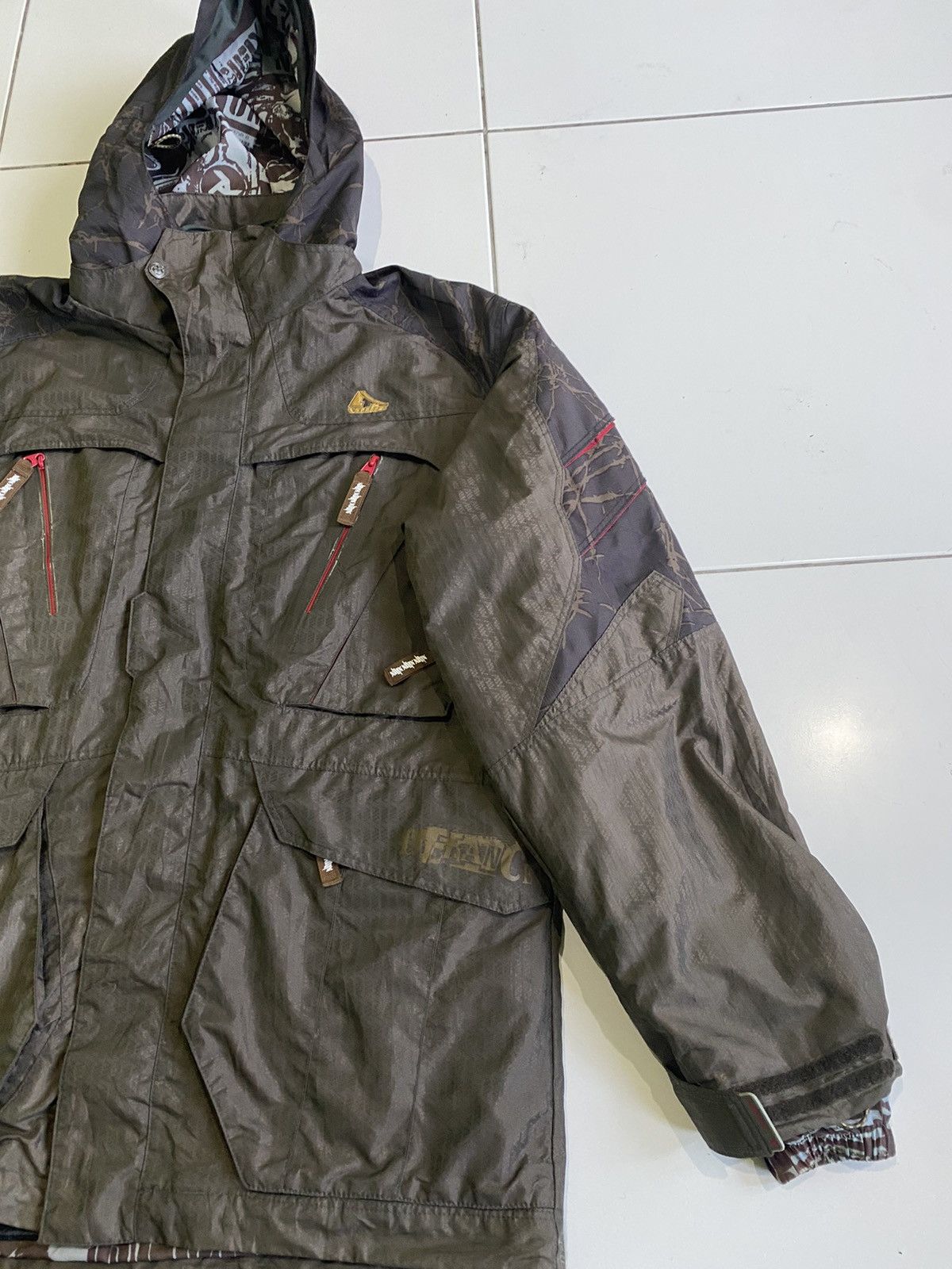 Snow Peak ARBN, DEFEANCE, CADIC NYLON HIDDEN QUILTED BLACK JACKETS Size US L / EU 52-54 / 3 - 4 Thumbnail