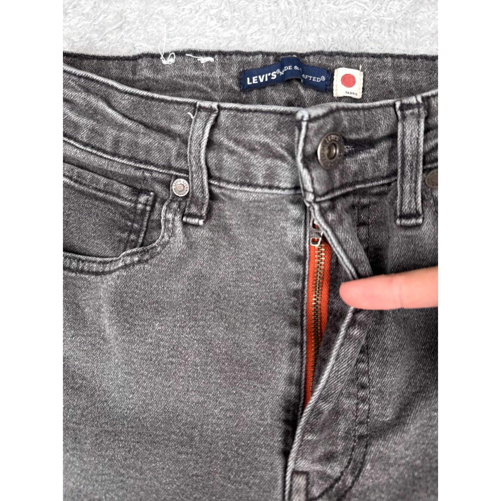 Levi's Levi's Women Skinny Jeans 27 Black Denim 26x30 Vintage Style Stretch Distressed Mid Rise Casual Size 27" / US 4 / IT 40 - 5 Thumbnail
