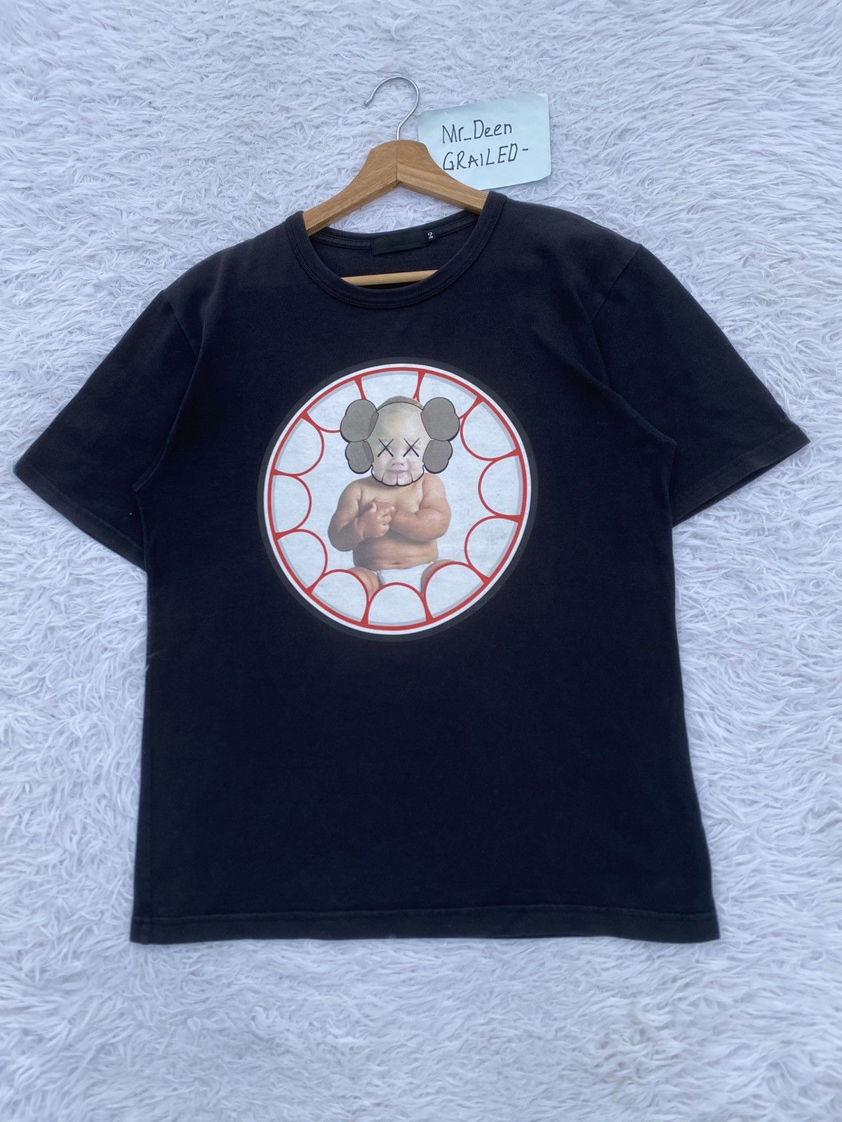 Original Fake Rare Original Fake x KAWS Baby Printed Tshirt Size US S / EU 44-46 / 1 - 3 Thumbnail
