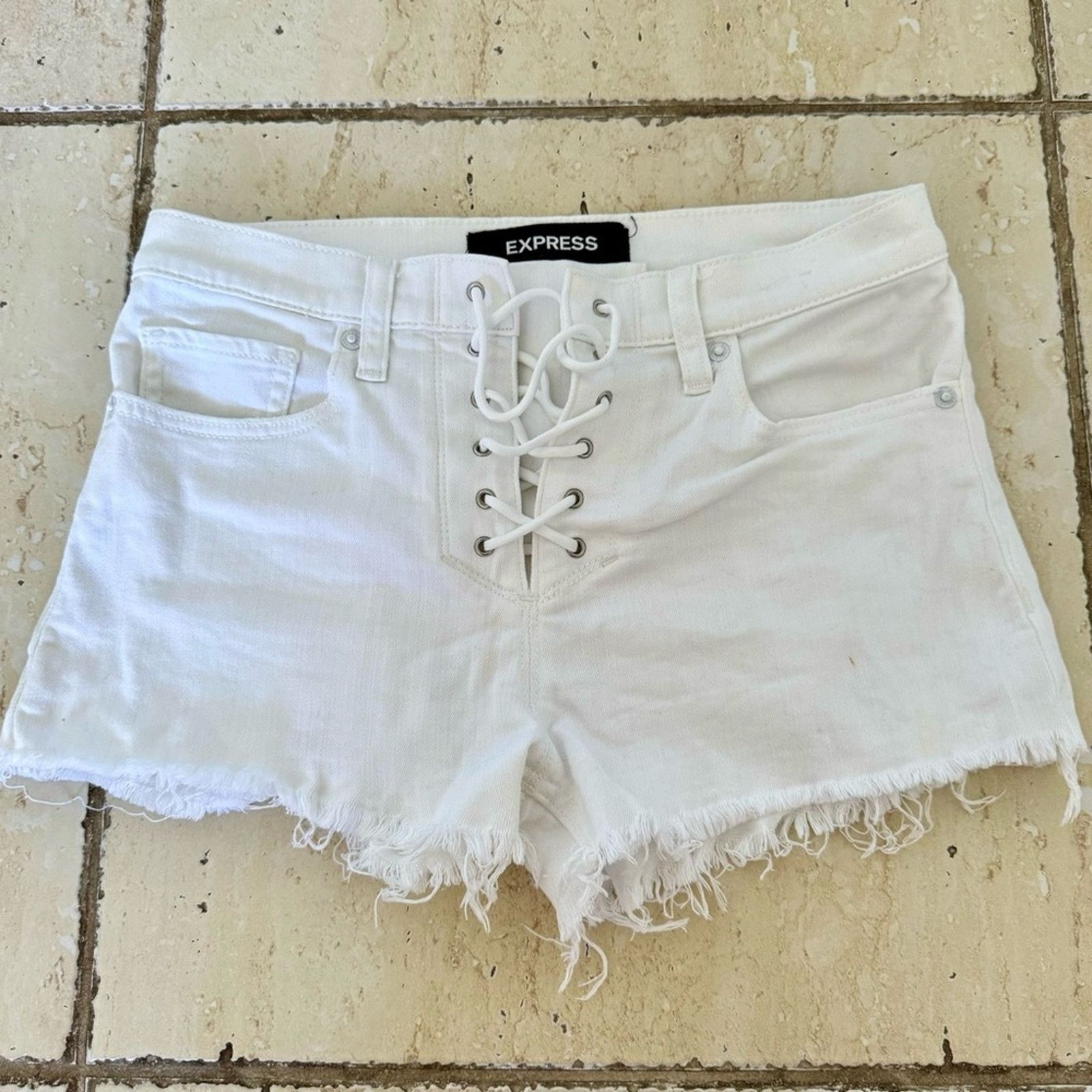 Express Express Jean Shorts, White, Size 00, Vintage Style Size 24" / US 00 / IT 34 - 1 Thumbnail