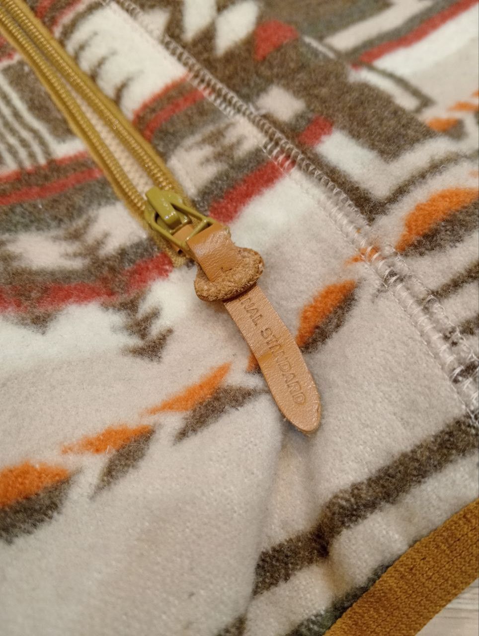 Journal Standard JOURNAL STANDARD JAPAN NAVAJO FLEECE JACKET - SIZE L Size US L / EU 52-54 / 3 - 6 Thumbnail