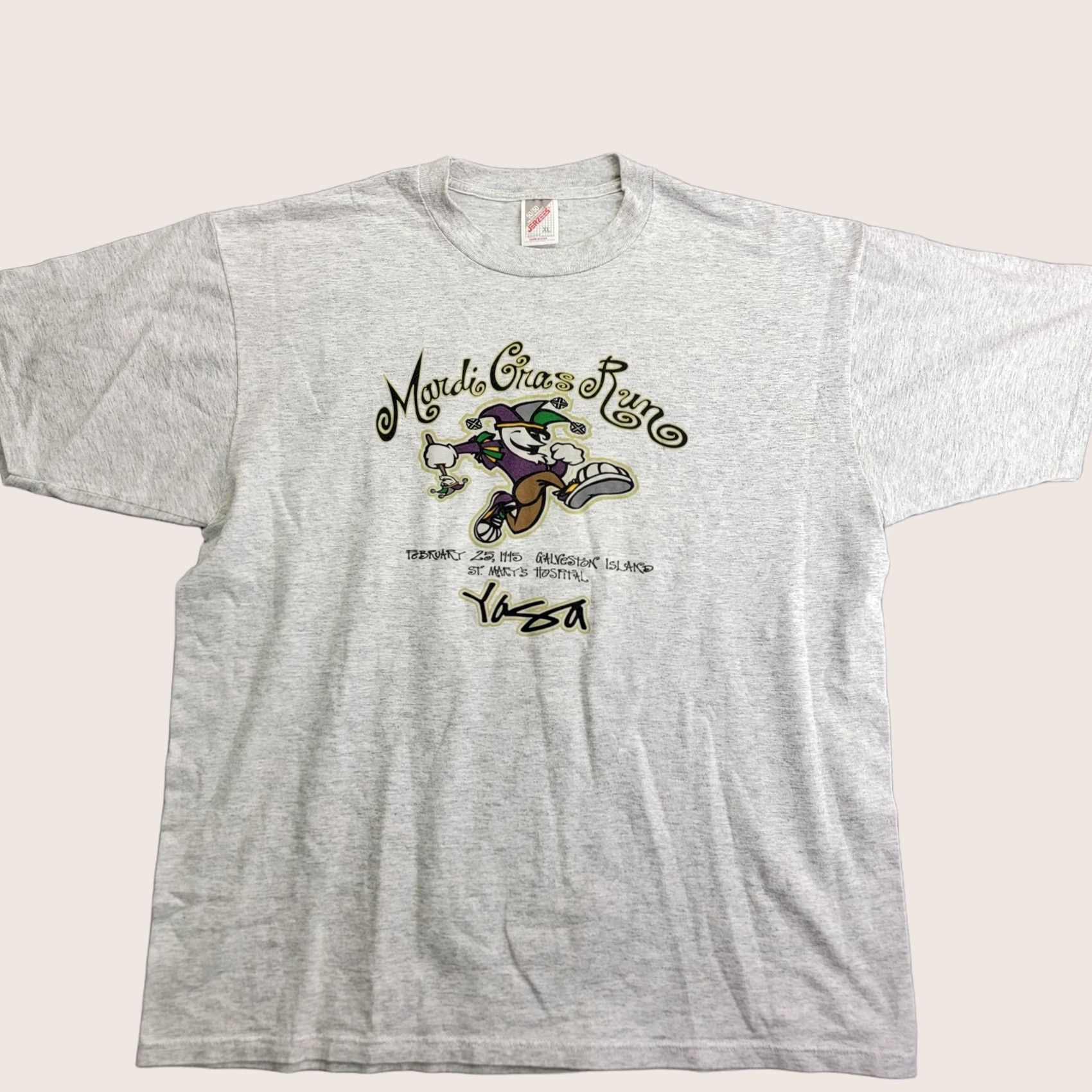 Jerzees VINTAGE Mardi Gras Run Shirt Jerzees 50/50 90s Mens XL Gray Crew Neck Short Sleeve Graphic Print T-Shirt USA 1995 Galveston Festival Sports City Size US XL / EU 56 / 4 - 1 Thumbnail