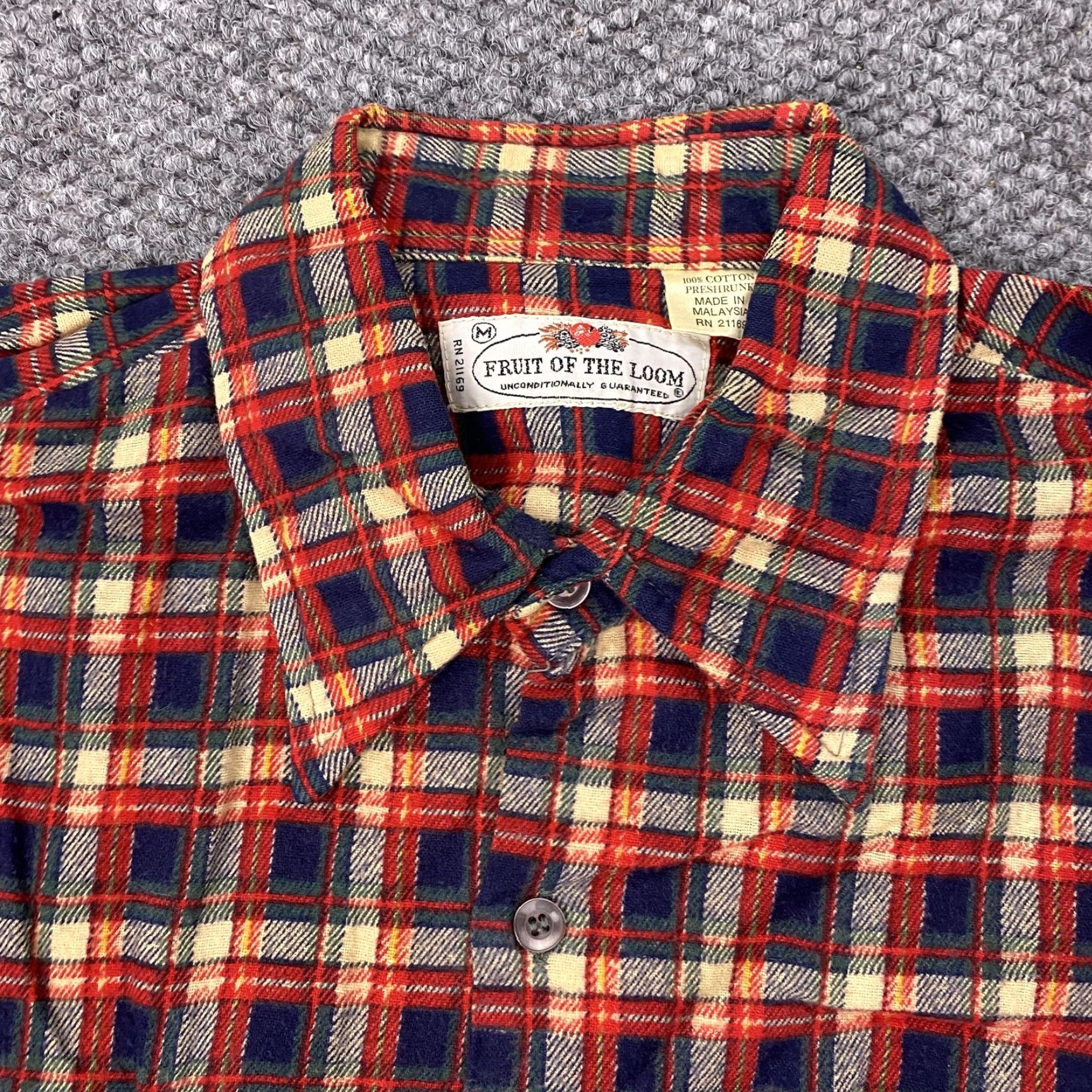 Fruit Of The Loom VINTAGE Fruit of the Loom Shirt Mens M Red Navy Plaid Flannel Button-Down 70s 80s Mens Size US M / EU 48-50 / 2 - 2 Thumbnail