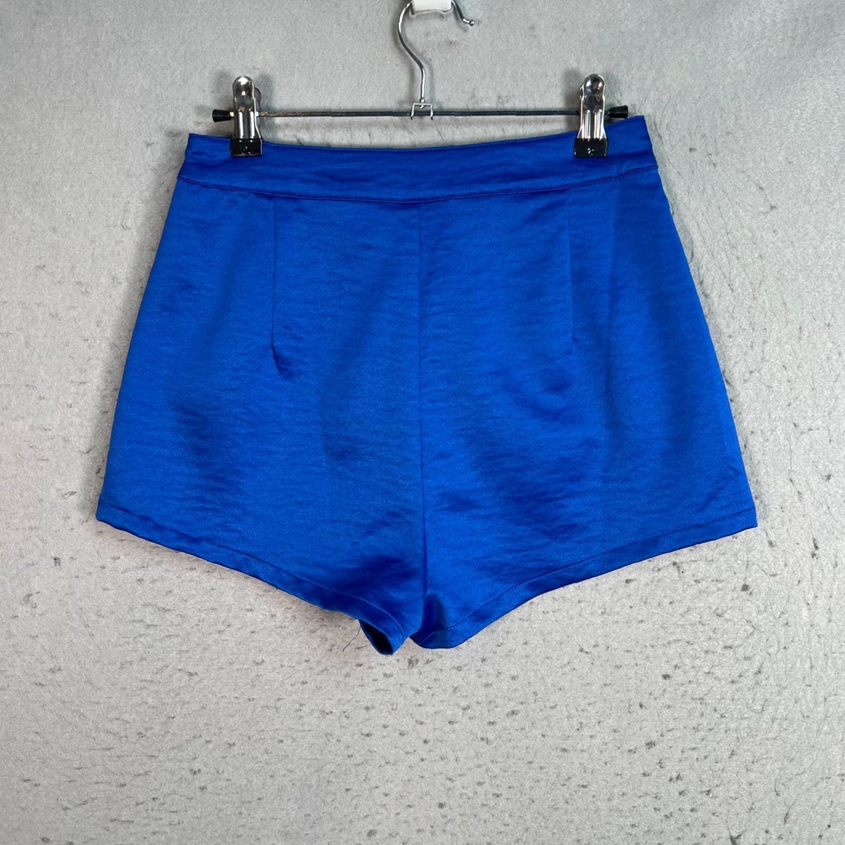 superdown VINTAGE Superdown Womens XS Royal Blue Pleated High-Waisted Polyester Shorts Bermuda Shorts Female XS Royal Blue Pleated High-Waisted Polyester Shorts Size 26" / US 2 / IT 38 - 2 Thumbnail