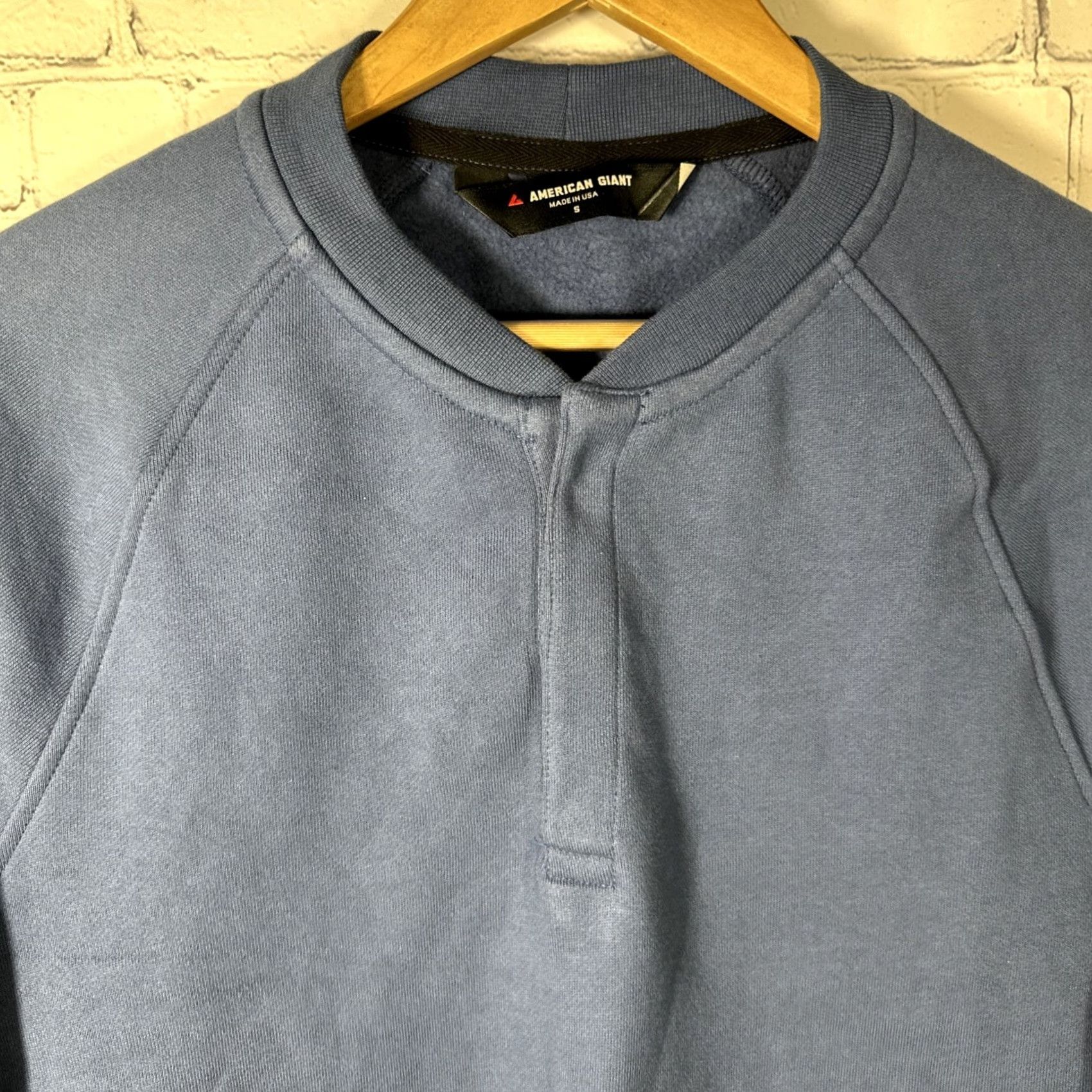 Vintage VINTAGE American Giant Mens Snap Henley Sweatshirt Blue Cotton Fleece USA Small Size US S / EU 44-46 / 1 - 2 Thumbnail