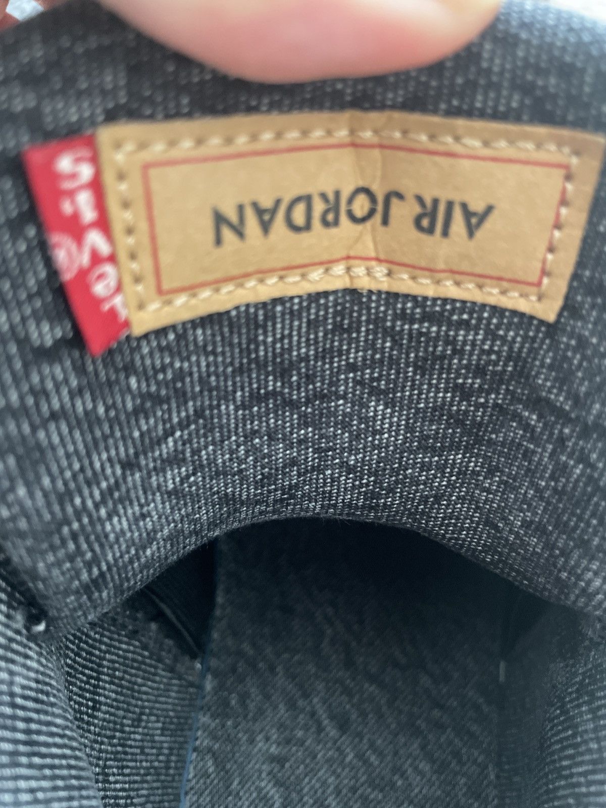 Levi's × Nike Levis x Nike Air Jordan 4 Retro Black Size US 8.5 / EU 41-42 - 11 Thumbnail