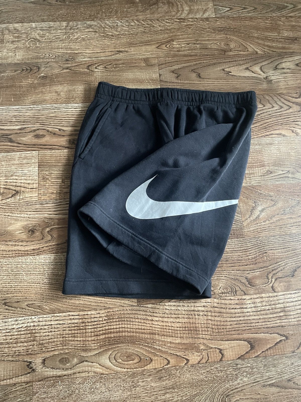 Nike Nike Big Swoosh Shorts Black large vintage sportswear Size US 33 - 3 Thumbnail