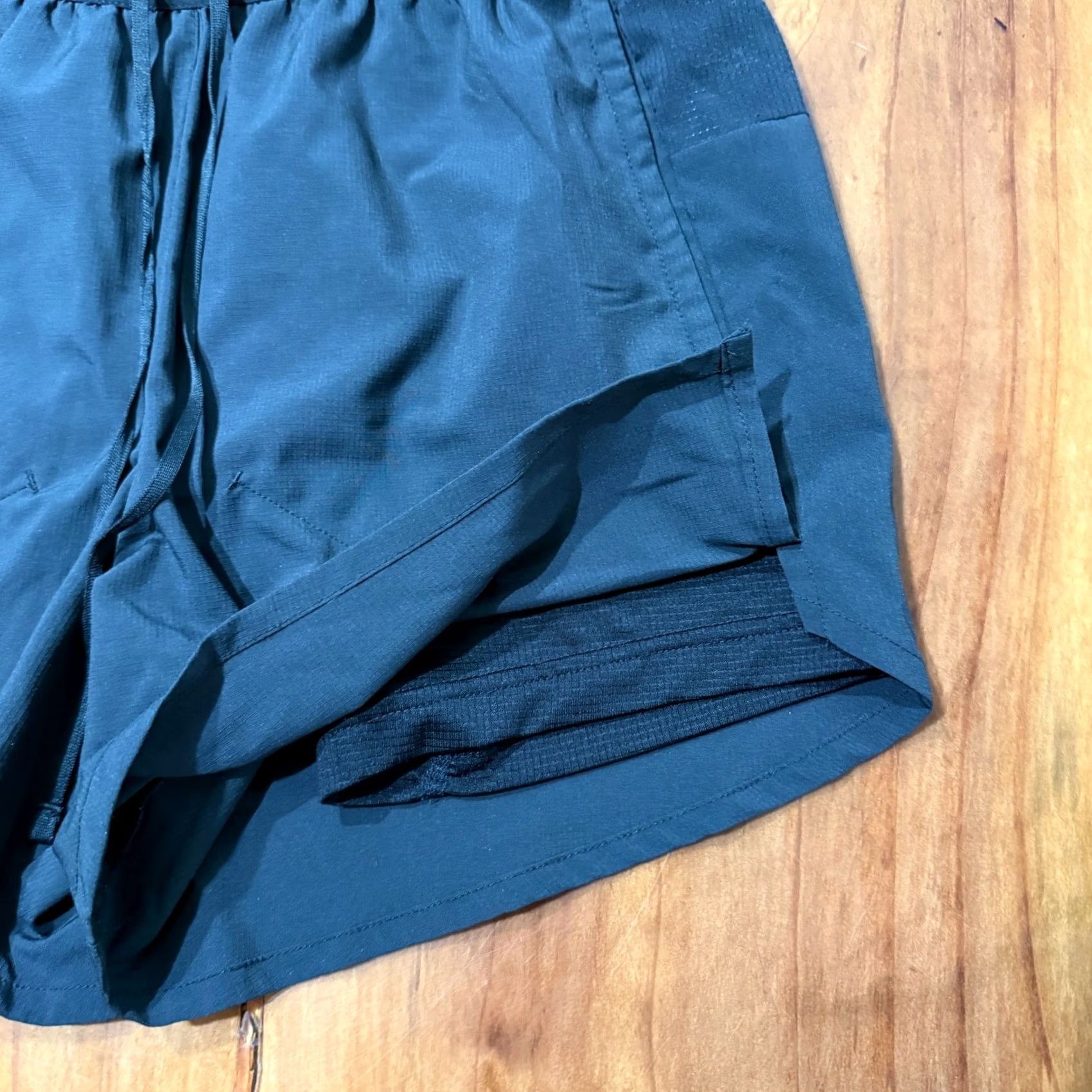 Nike Nike Dri-Fit Stride Shorts Men's Small Running Lightweight Black 6in Inseam Athletic Activewear Crackless Fitness Performance Mens Shorts Size US 29 - 2 Thumbnail