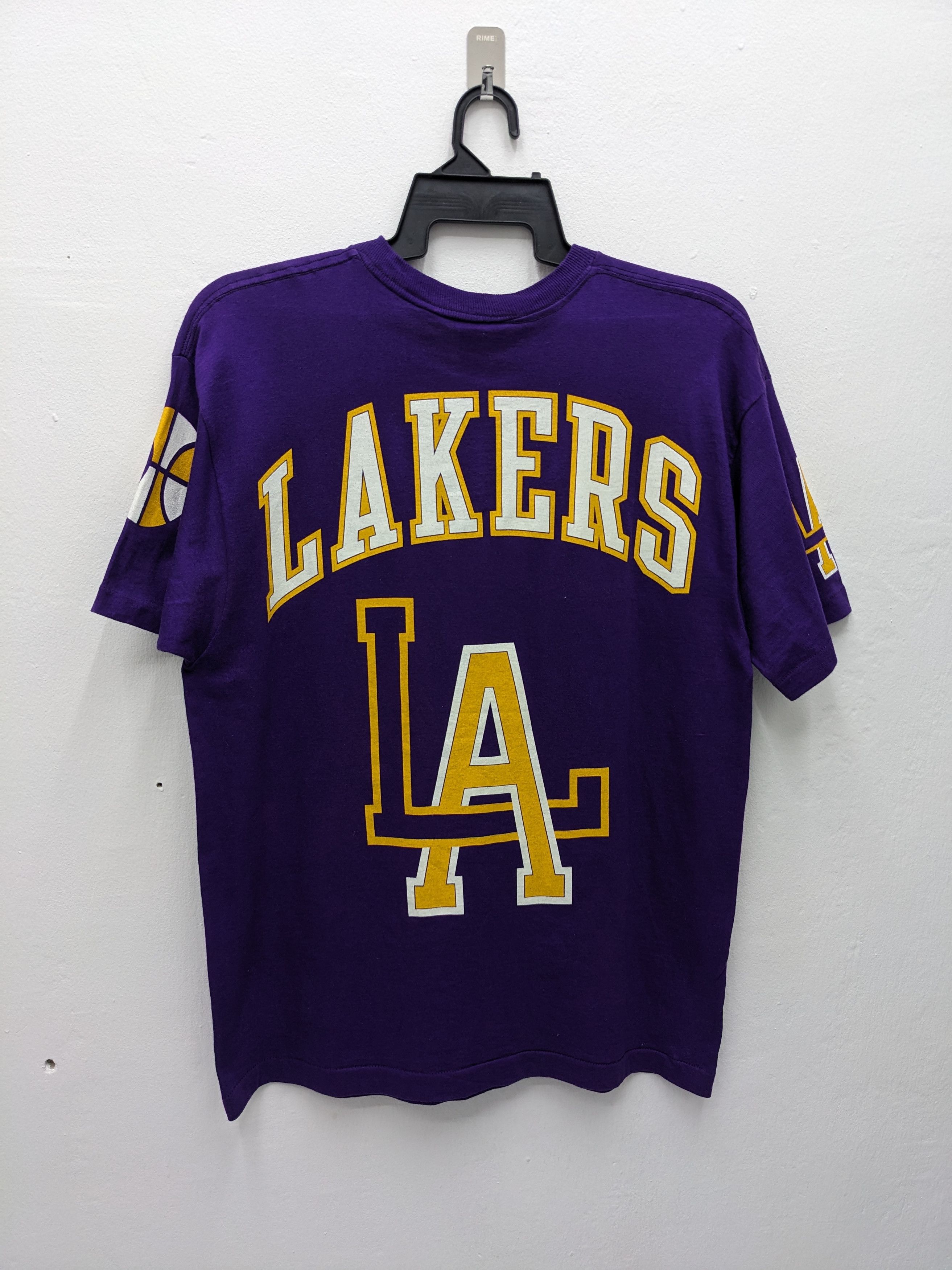 NBA Vintage L.A. Lakers X Pro Player X Nba Tshirt Size US L / EU 52-54 / 3 - 7 Thumbnail