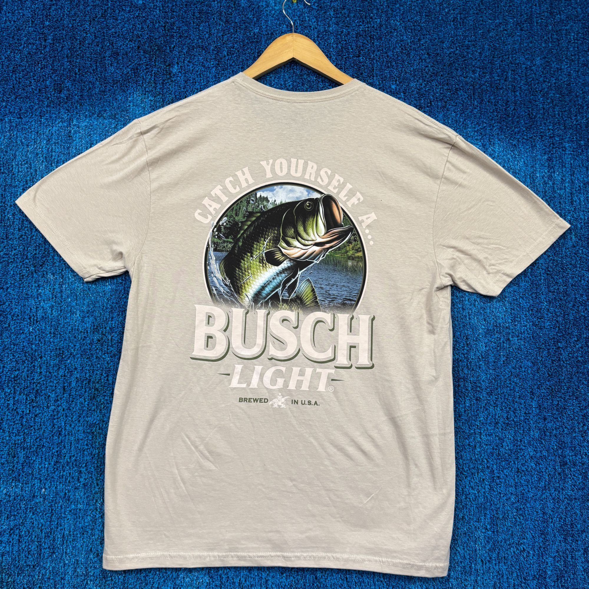 Other Catch Yourself A Busch Light Bass Fishing USA Brewed Tee L Size US L / EU 52-54 / 3 - 1 Thumbnail