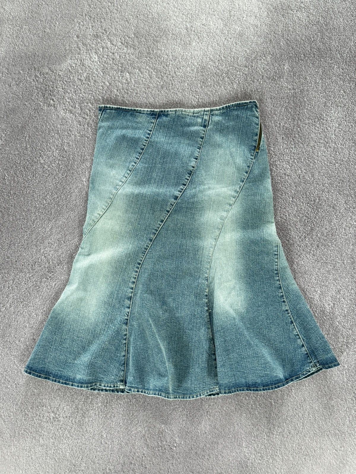 Japanese Brand Avant Garde 00s Vintage Assymetric Faded Skirt Size 30" / US 8 / IT 44 - 1 Thumbnail