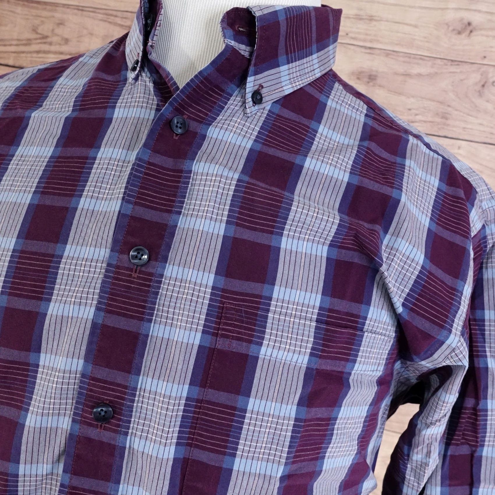 Roundtree & Yorke ROUNDTREE & YORKE PLAID BUTTON DOWN SHIRT MENS SIZE L Size US L / EU 52-54 / 3 - 2 Thumbnail