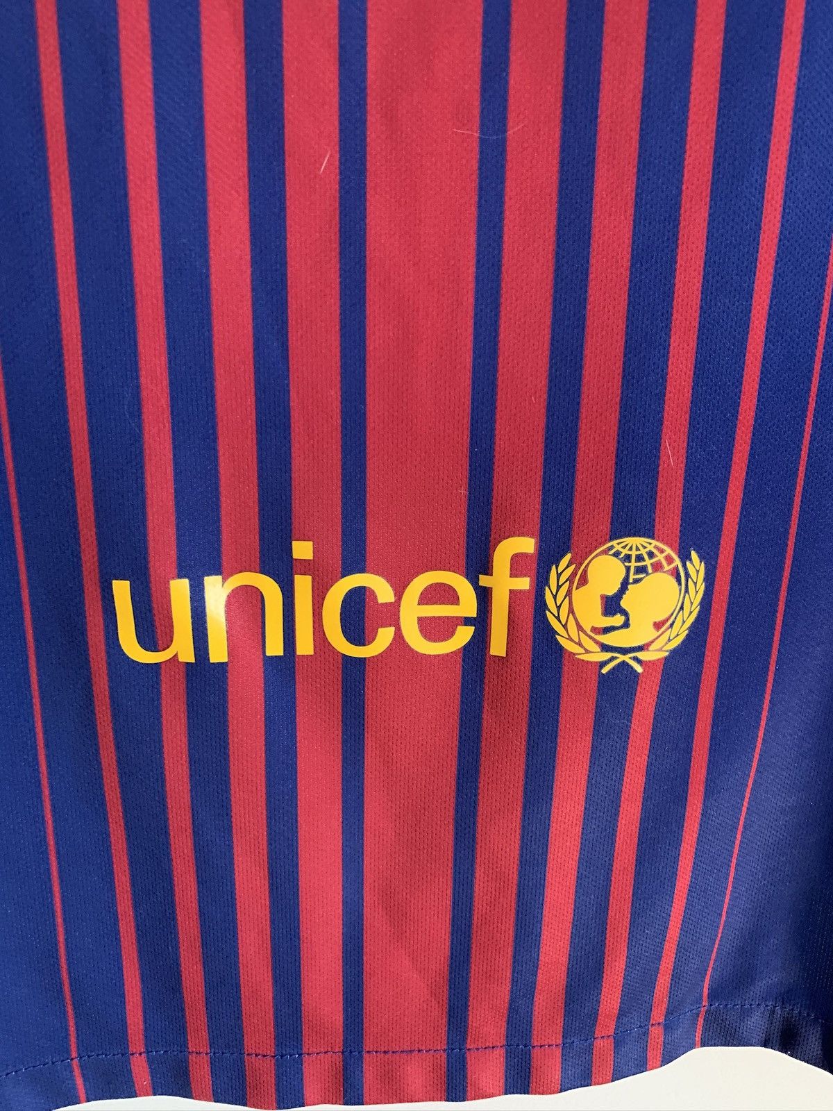 Nike Barcelona 2017 Home Football Shirt Nike Soccer Jersey Sz XS Size US S / EU 44-46 / 1 - 12 Thumbnail