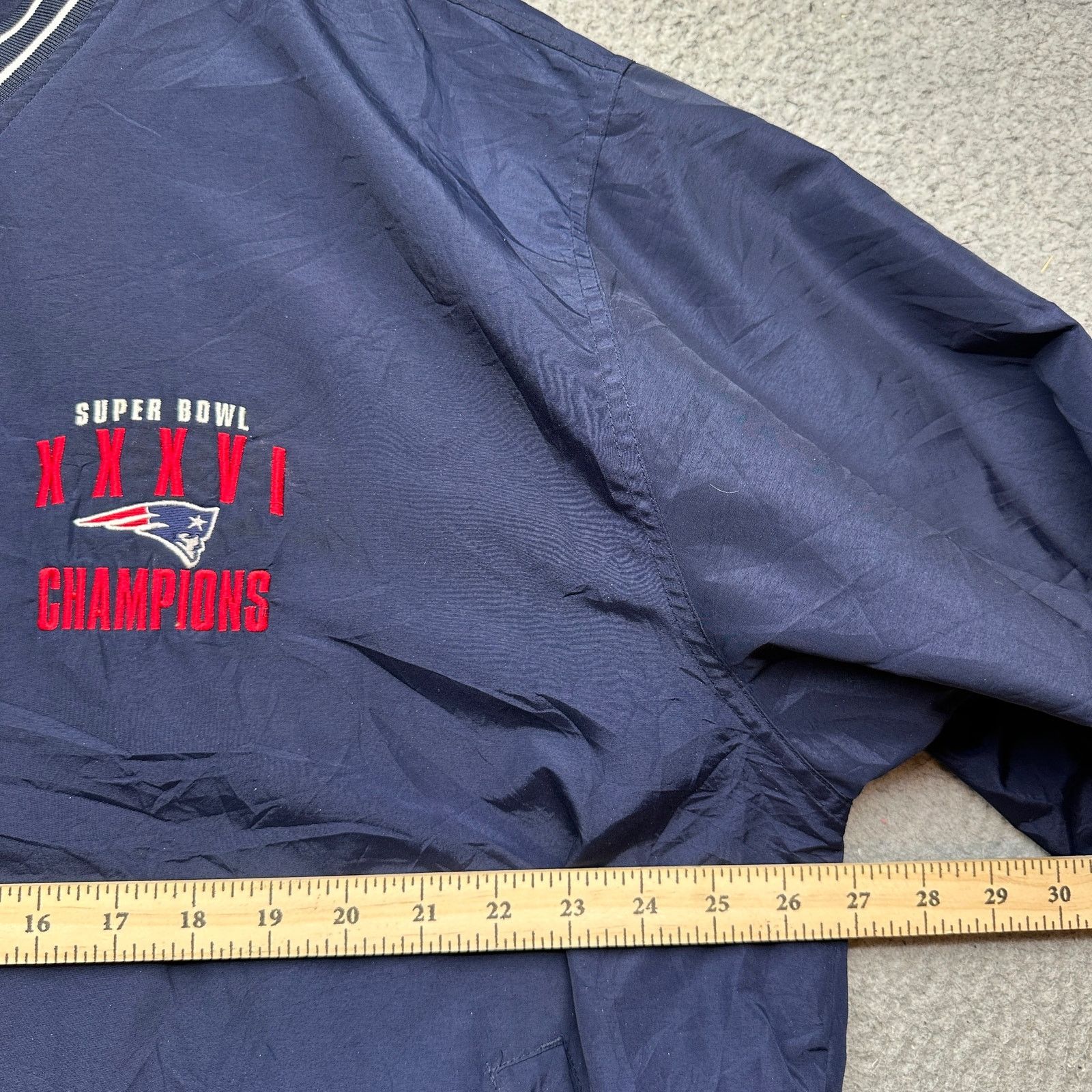 Reebok VTG Reebok New England Patriots Super Bowl XXXVI Windbreaker Size US XL / EU 56 / 4 - 5 Thumbnail