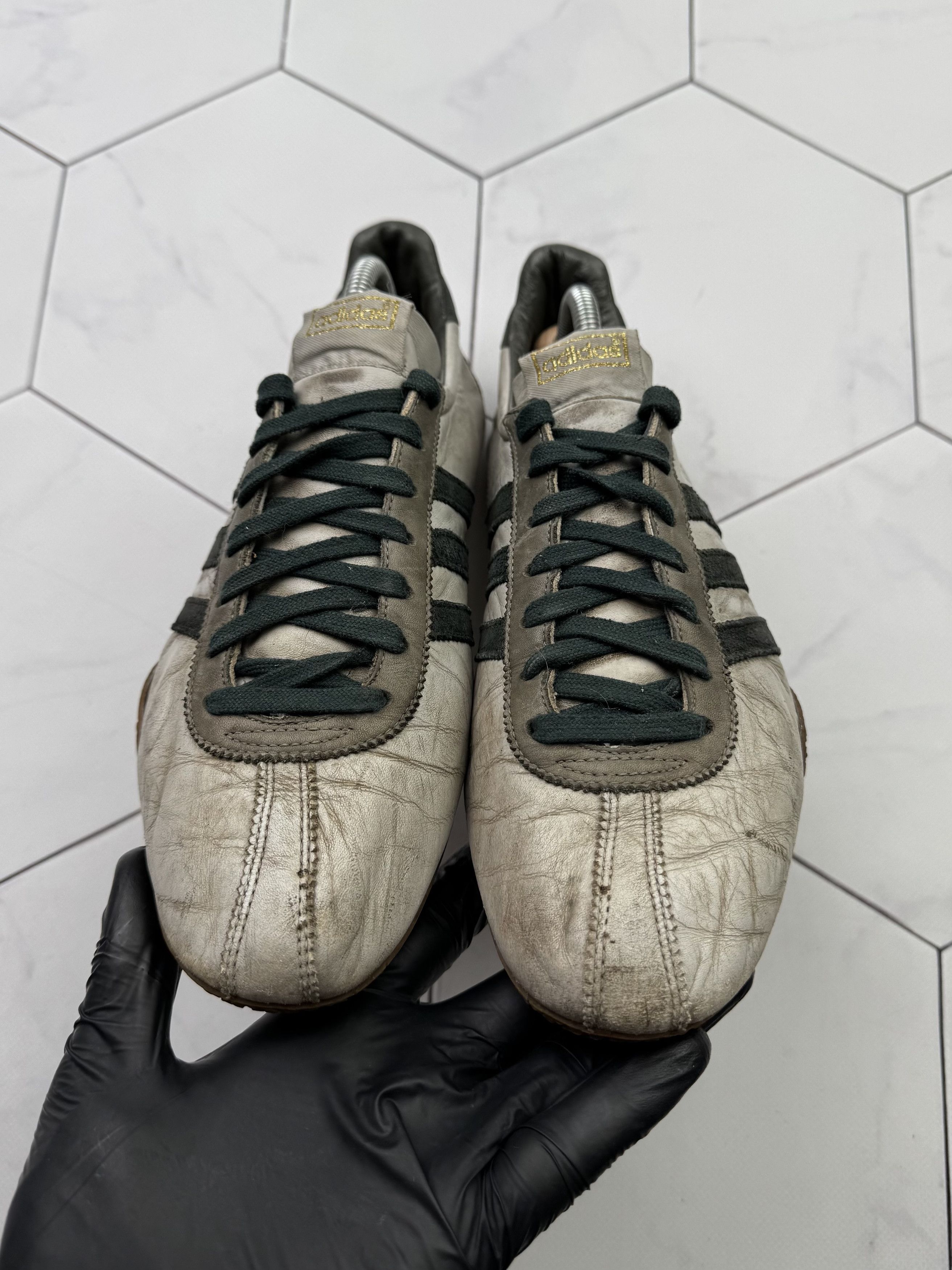 Adidas Adidas Titan Vintage Sneakers (B256) Size US 9.5 / EU 42-43 - 7 Thumbnail