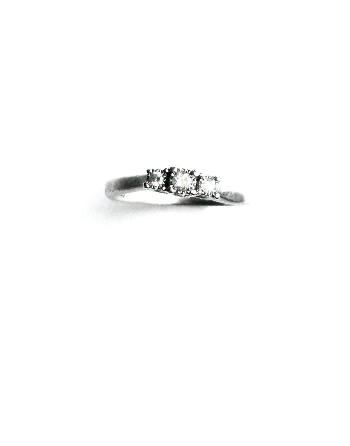 Sterling Silver Elegant JTW .925 Sterling Silver Ring with 3 Diamonds Size ONE SIZE - 7 Thumbnail