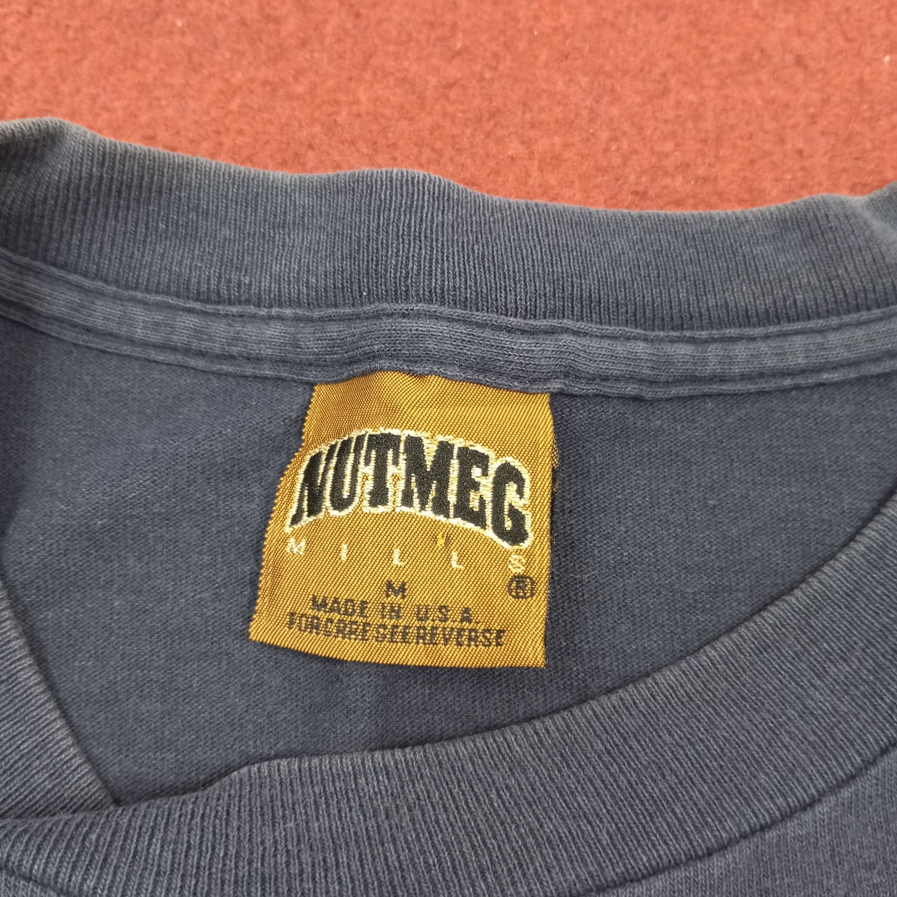 NFL × Nutmeg × Vintage Fighting Irish Notre Dame Football Team Vintage Tshirt Size US M / EU 48-50 / 2 - 7 Thumbnail