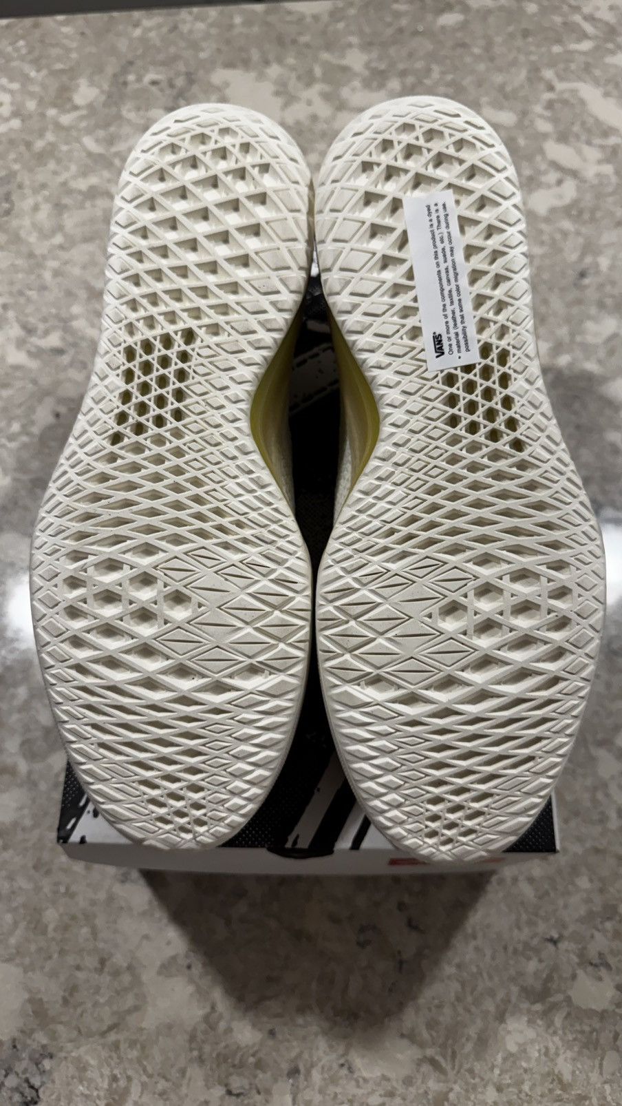 Vans Vans Ave 2.0 Size US 7 / EU 40 - 6 Thumbnail