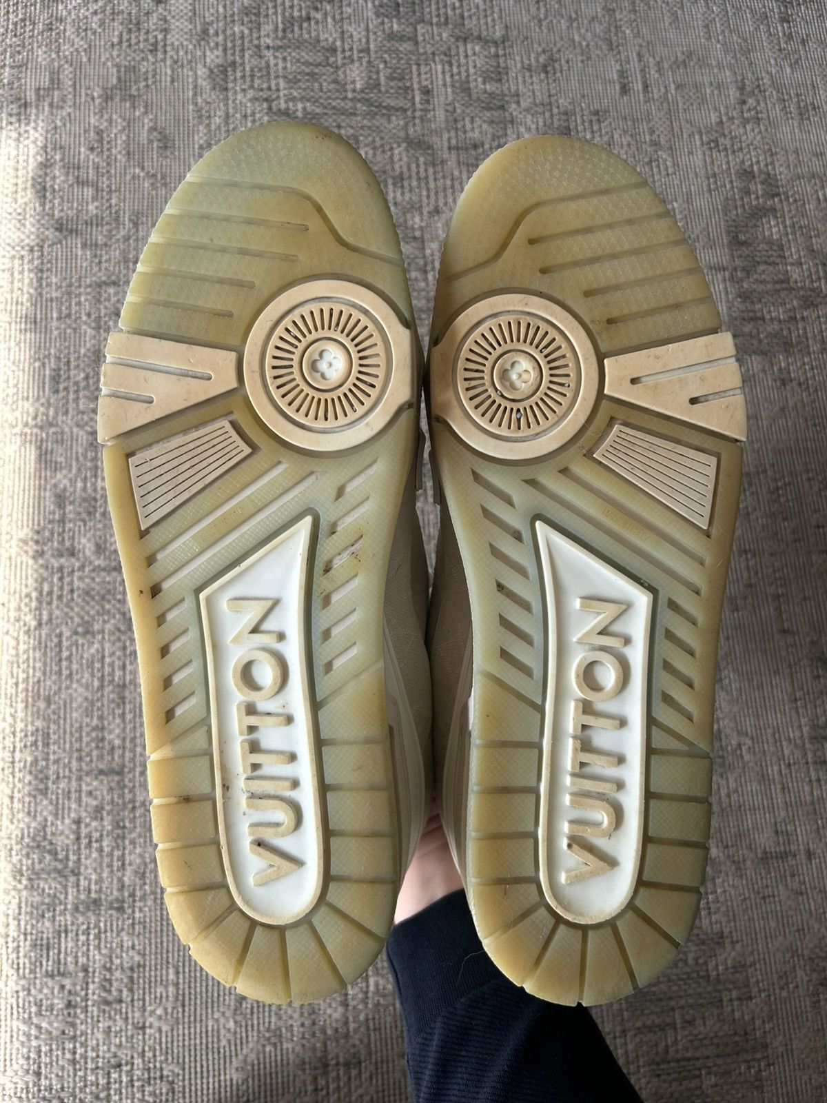 Louis Vuitton Louis Vuitton Trainer Size US 10.5 / EU 43-44 - 5 Thumbnail