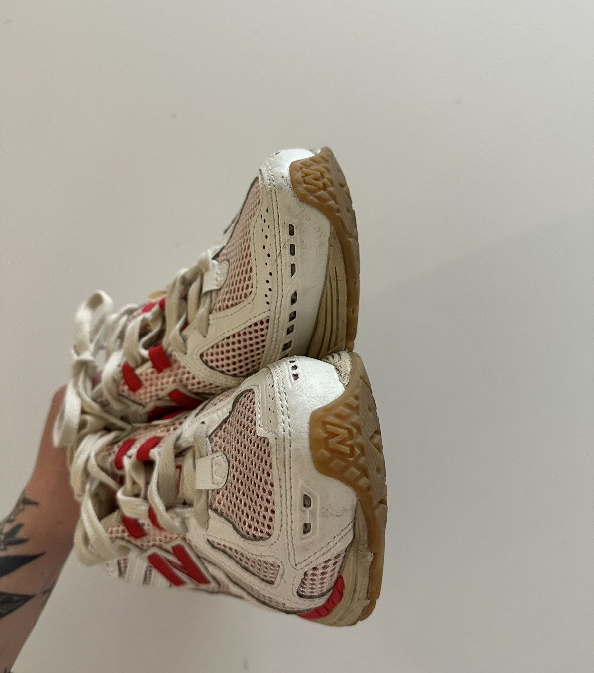 New Balance New Balance 1906R Sea Salt True Red 2022 M1906RO Size US 10 / EU 43 - 7 Thumbnail