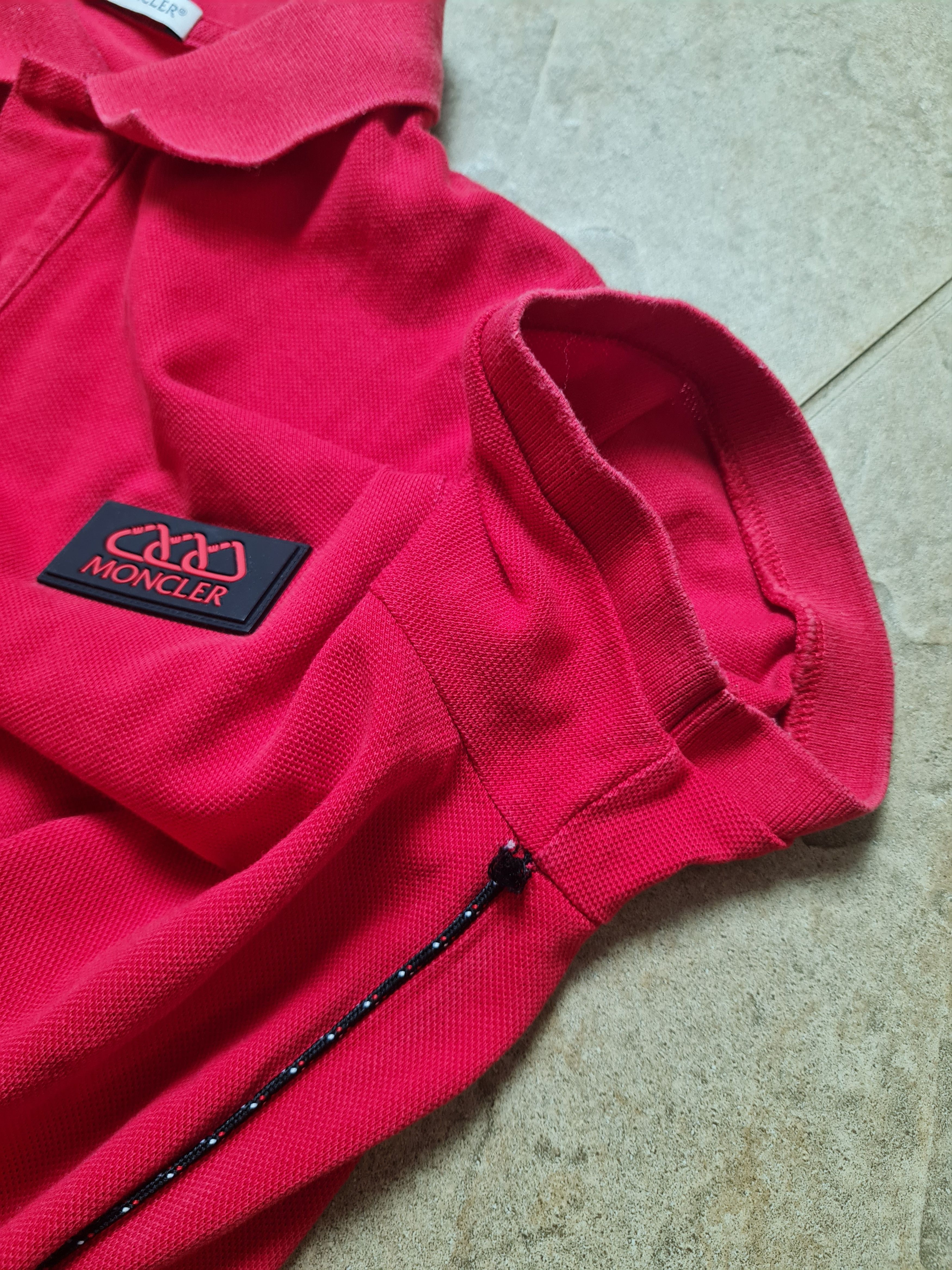 Moncler Mens T-Shirt MONCLER Logo Patch Polo Shirt In Red Size S Size US S / EU 44-46 / 1 - 18 Thumbnail