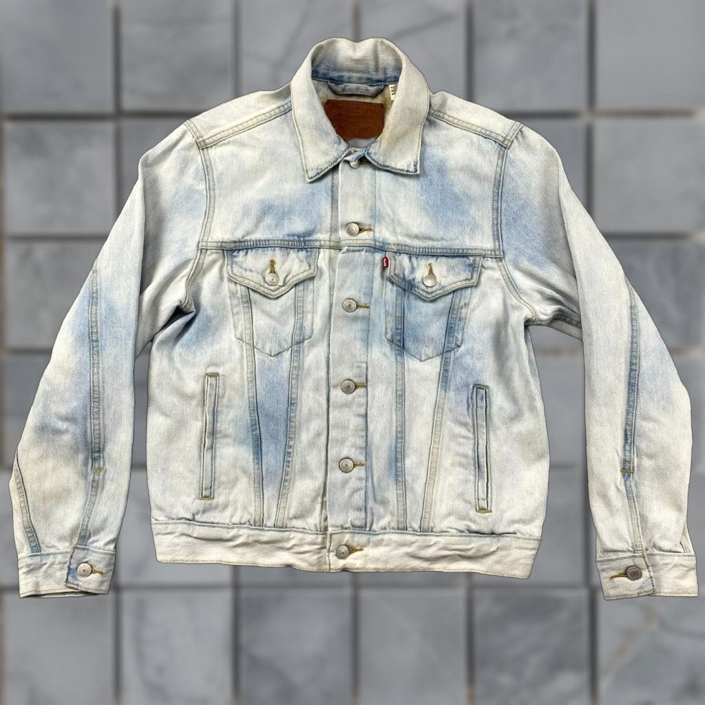 Levi's Levi's Trucker Jacket Mens Small S Vintage Fit Acid Wash Denim Button Up Pockets Blue Size US S / EU 44-46 / 1 - 1 Thumbnail