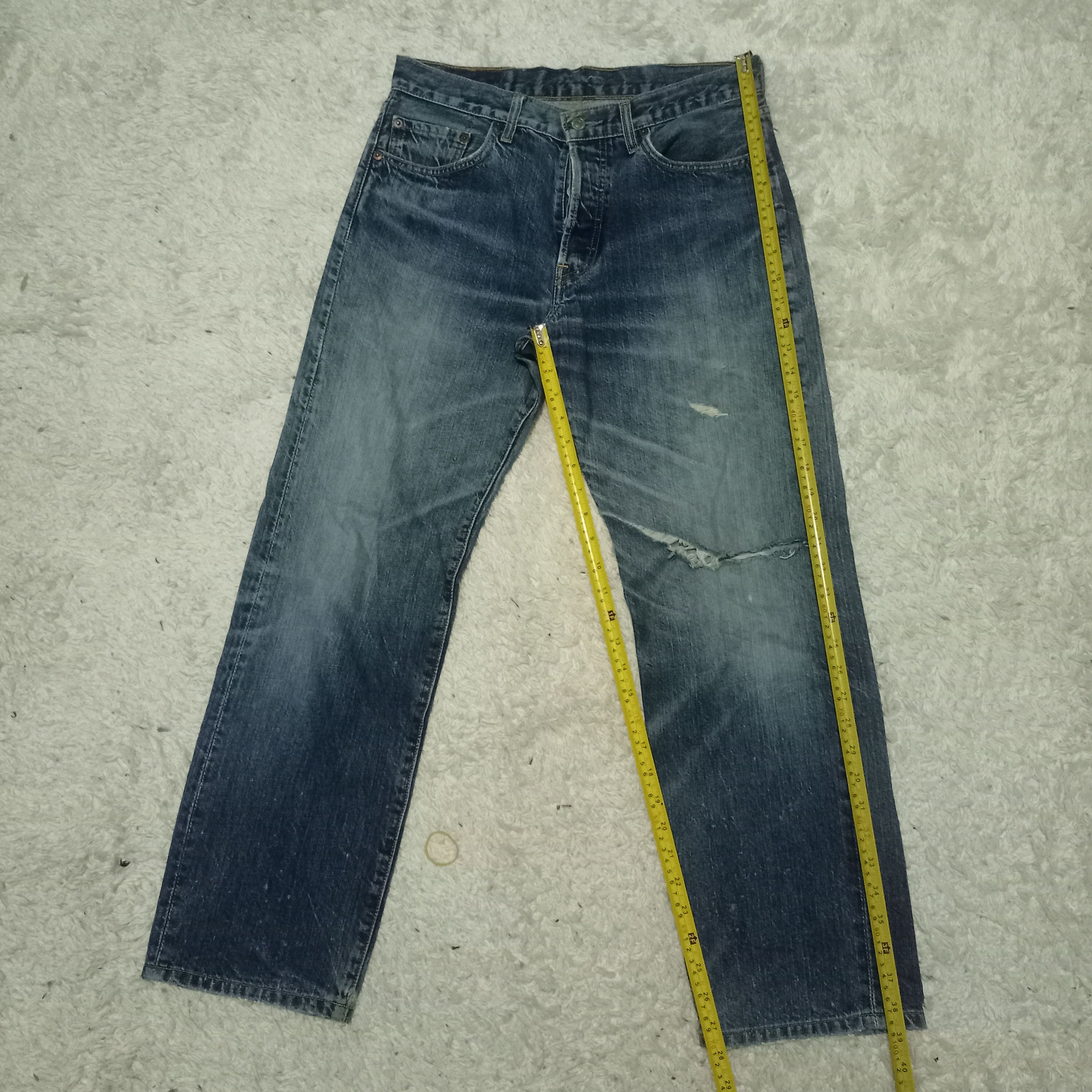 Levi's × Levi's Vintage Clothing Vintage 90s Levis 501 Blue Wash Distressed Baggy Jeans 32x28 Size US 32 / EU 48 - 8 Thumbnail