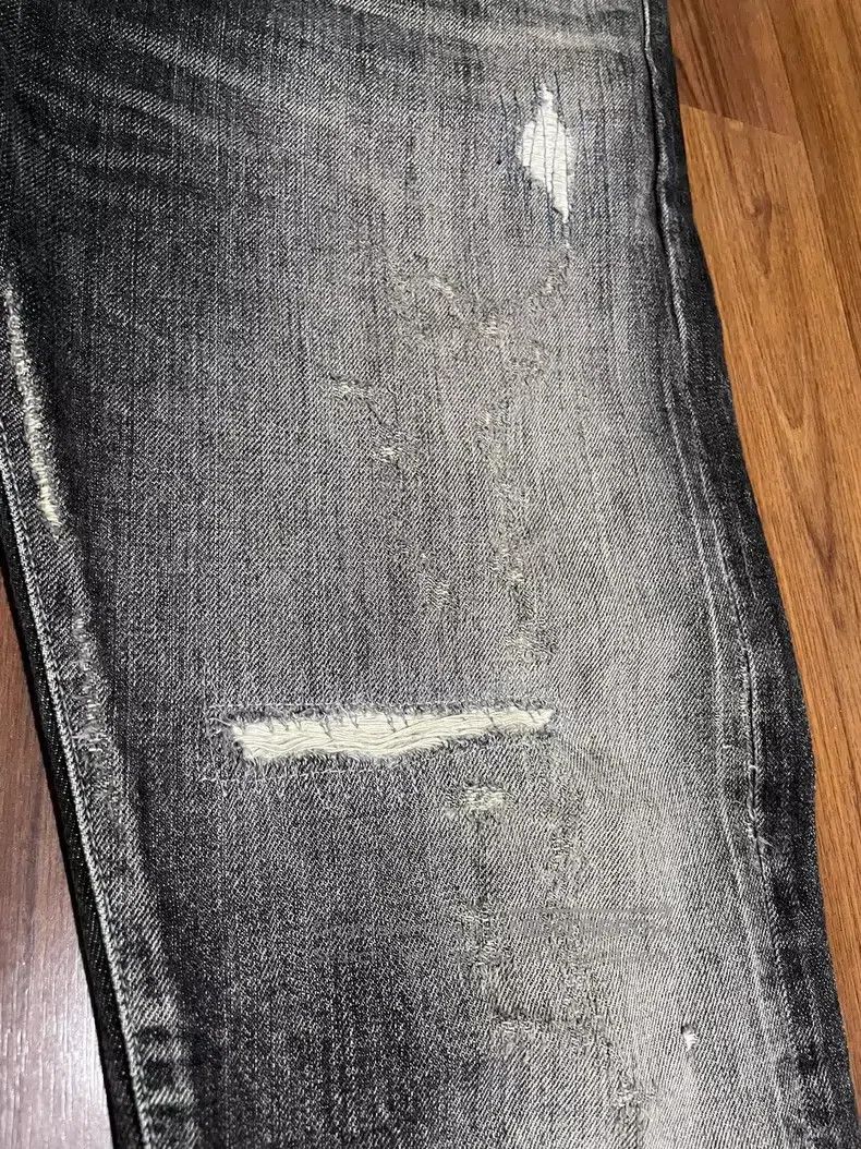 Neighborhood Neighborhood size M Jeans Size US 27 - 3 Thumbnail