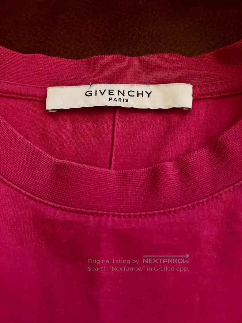 Givenchy Givenchy Classic Pink Short Sleeve Size US S / EU 44-46 / 1 - 2 Thumbnail