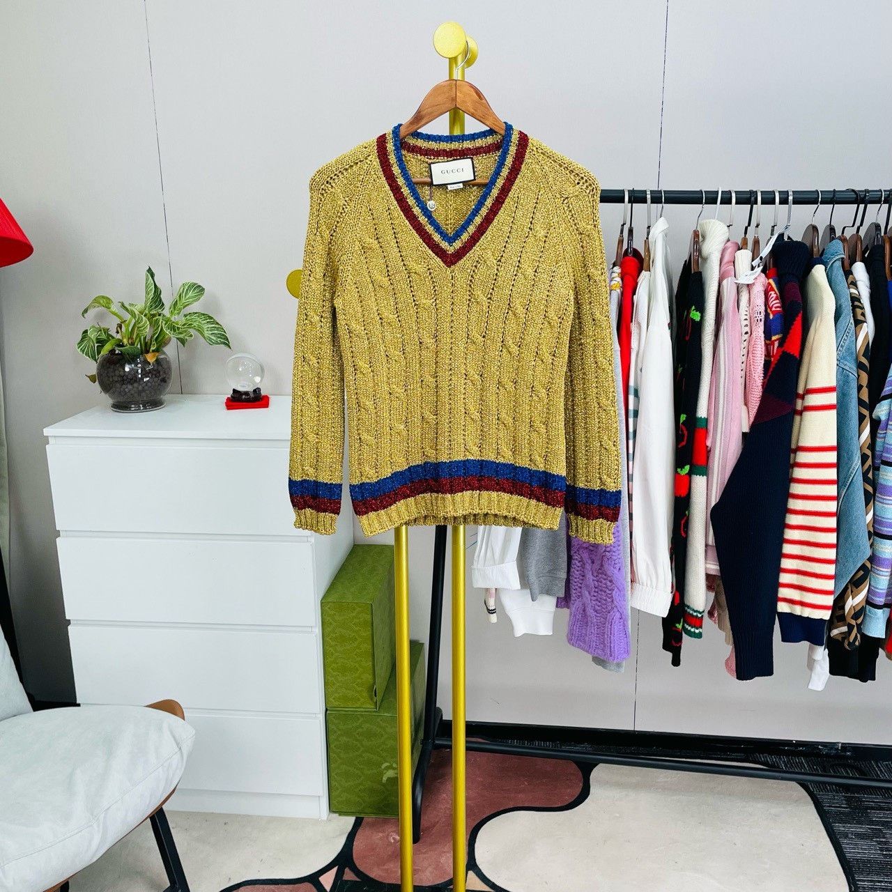 Gucci Gucci Gold color-blocked sweater 2501-Nextarrow Size US S / EU 44-46 / 1 - 1 Thumbnail