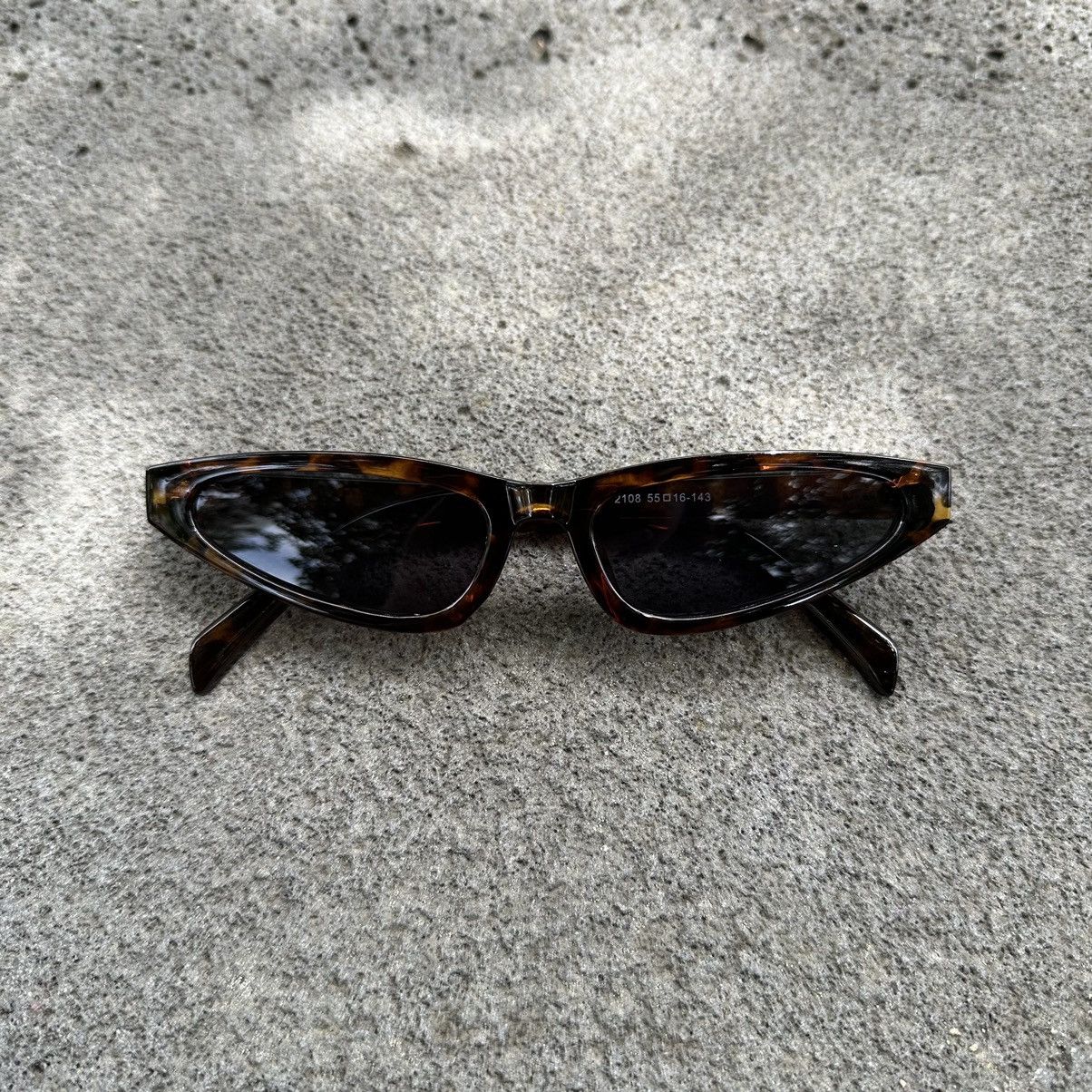 Other SUNGLASSES BRAND NEW CLASSIC RETRO VINTAGE QZ158-02 Size ONE SIZE - 1 Thumbnail