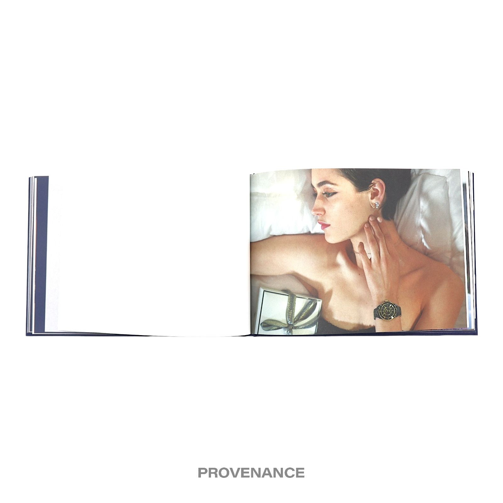 Chanel 🔴 CHANEL Fine Jewelry Look Book - Hardcover Navy Size ONE SIZE - 11 Thumbnail