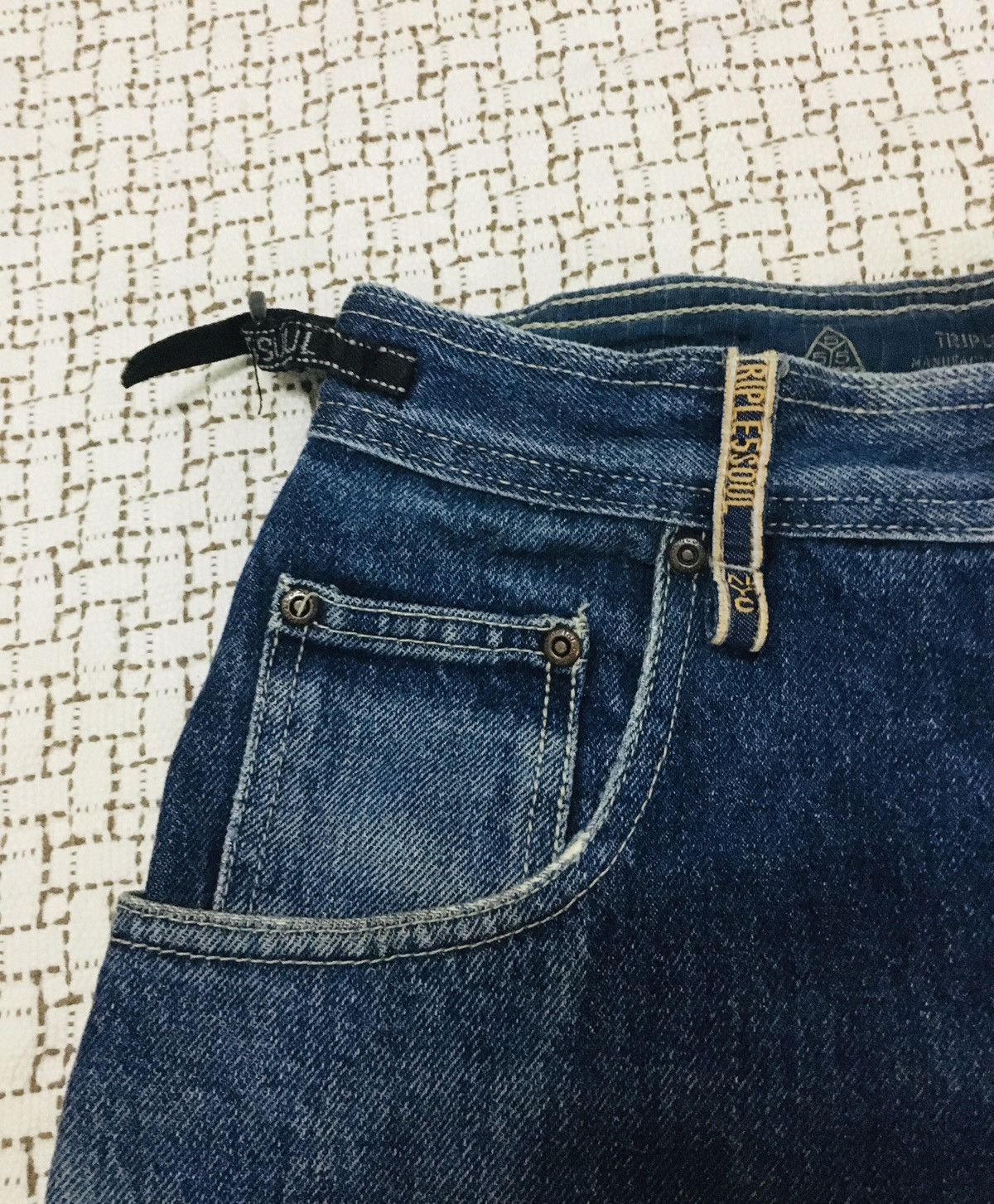 Fubu × JNCO × Triple 5 Soul A06 Triple 5 Soul NYC Distressed Baggy Jeans Size US 31 - 7 Thumbnail