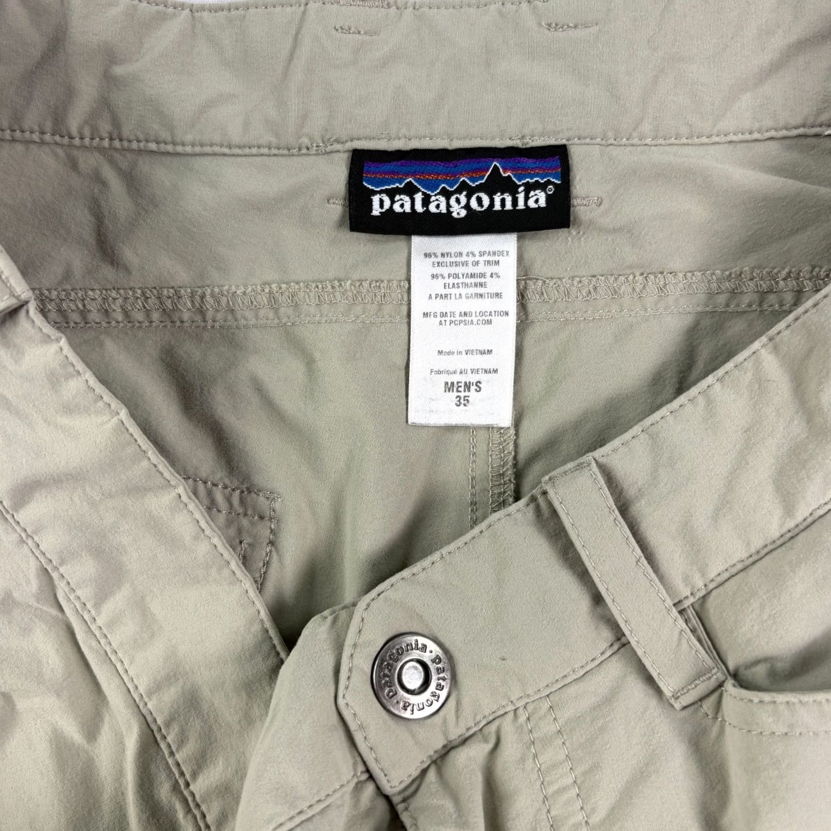 Patagonia VINTAGE Patagonia Shorts Mens 35 Beige Rock Craft Cargo Outdoor Hiking Trail Stretch Size US 35 - 4 Thumbnail