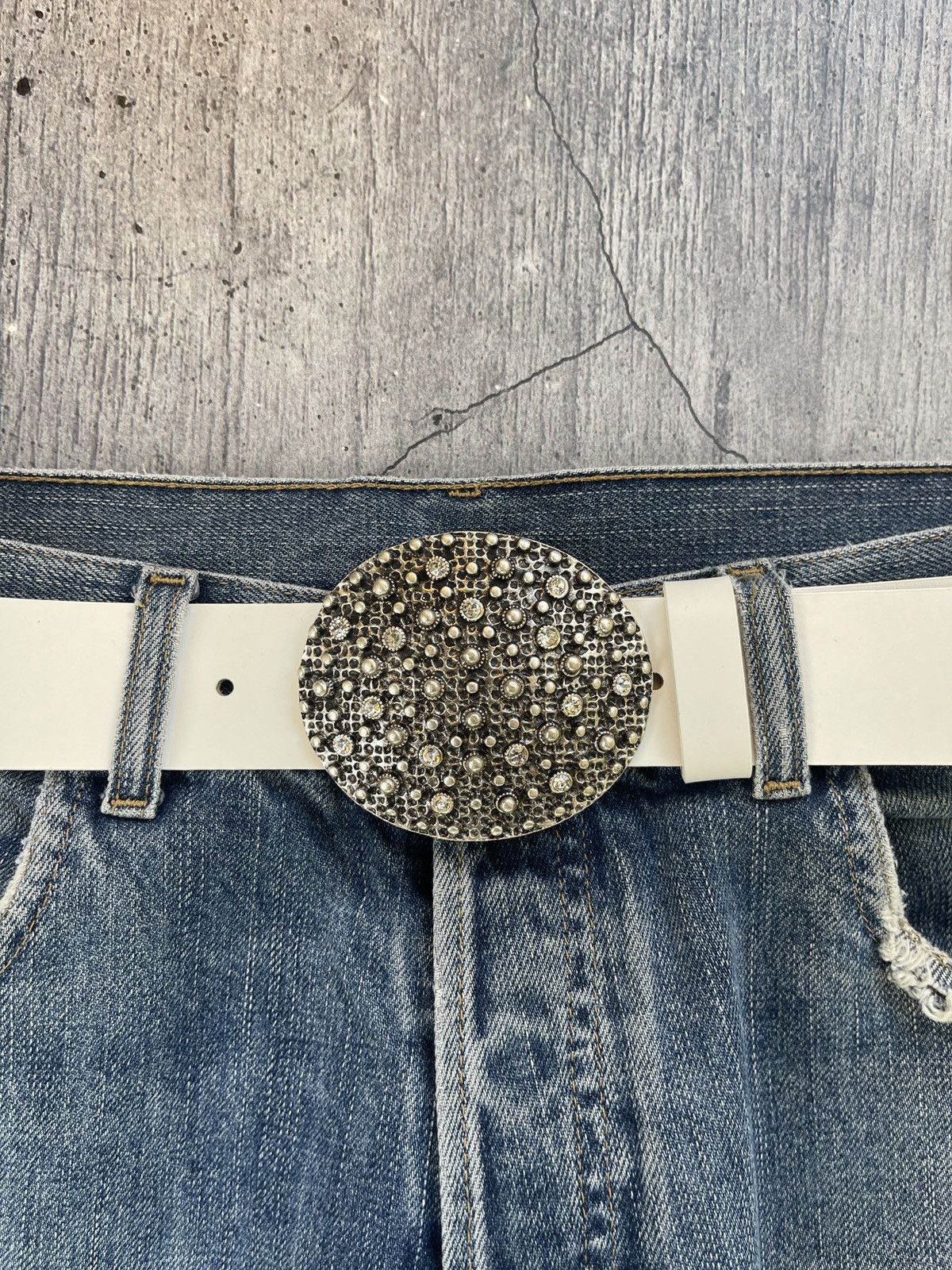 Ariat × Japanese Brand × Vintage Ariat leather y2k belt with metal inserts Size ONE SIZE - 3 Thumbnail