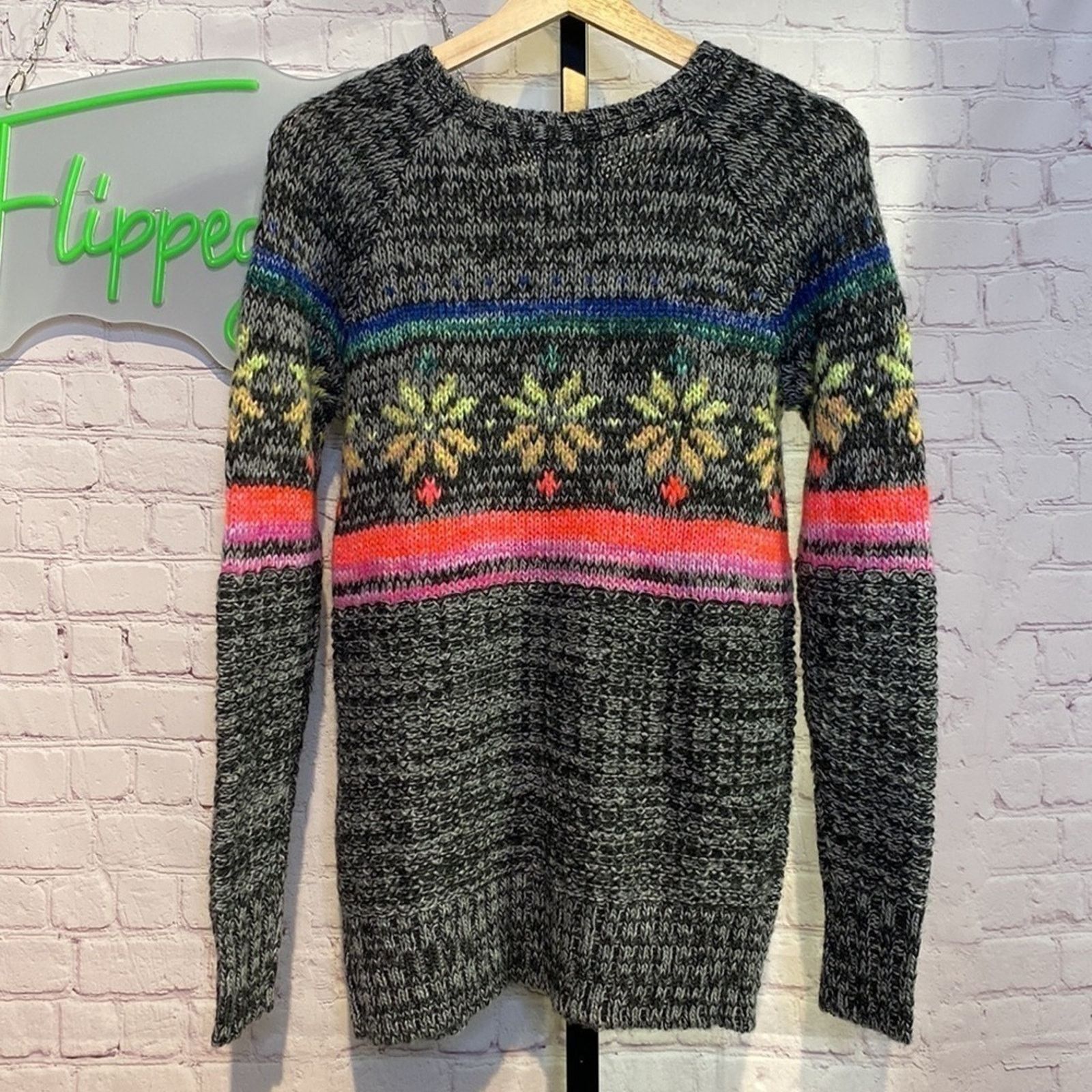American Eagle Outfitters NWOT American Eagle outfitters sweater Size XS / US 0-2 / IT 36-38 - 2 Thumbnail