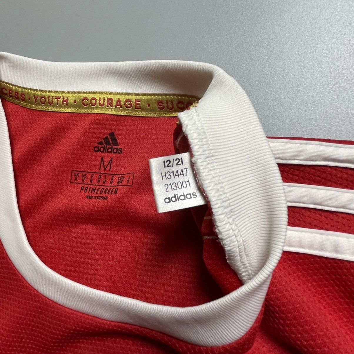 Adidas × Vintage MANCHESTER UNITED ADIDAS 2021/2022 SOCCER JERSEY #7 RONALDO Size US M / EU 48-50 / 2 - 7 Thumbnail