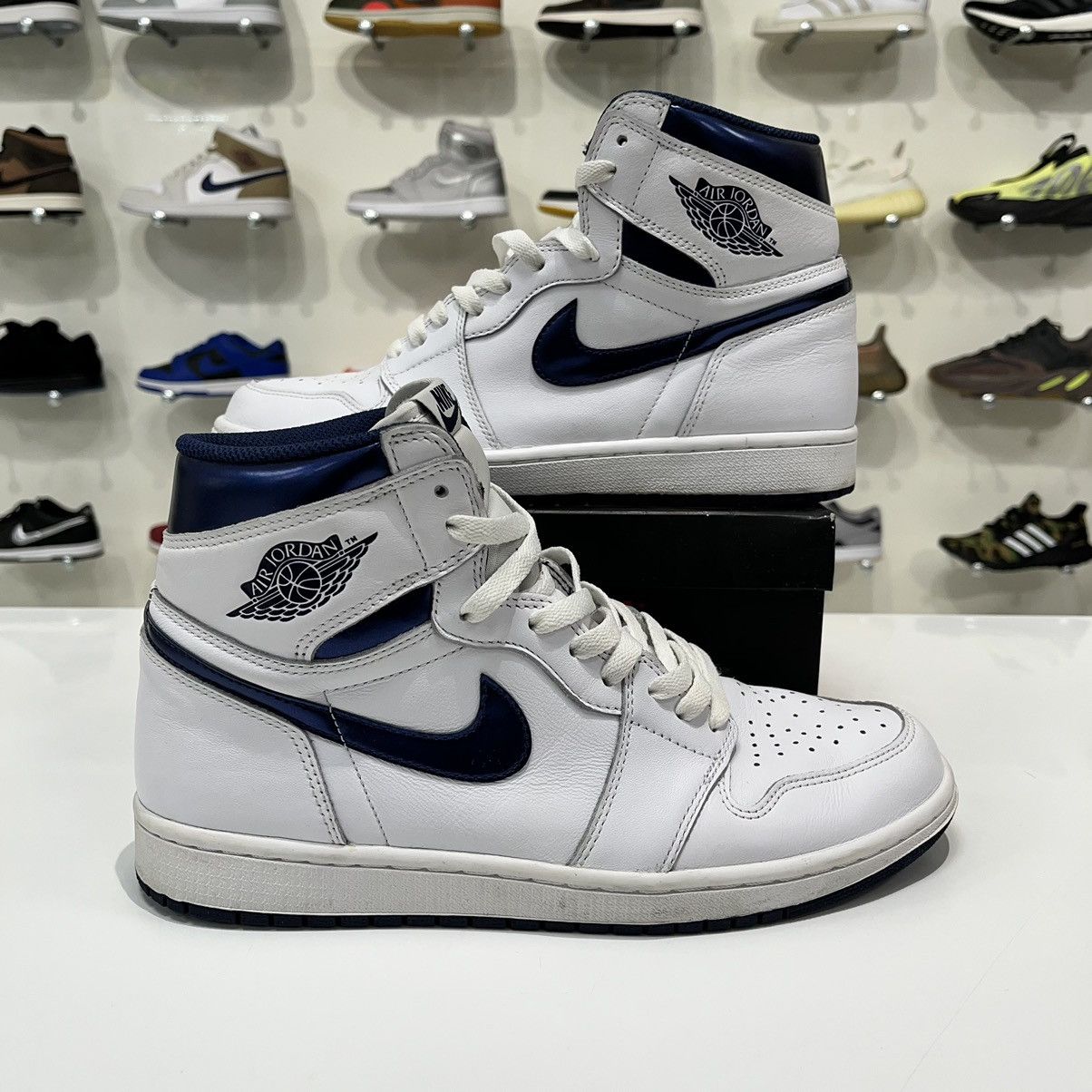 Nike Air Jordan 1 Retro Metallic Navy (2016) Size US 10 / EU 43 - 1 Thumbnail