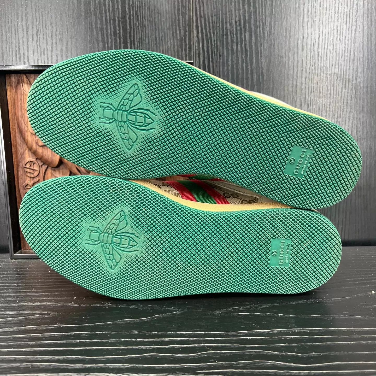 Gucci Gucci Distressed Sneaker Fuchsia 39 Size US 8.5 / IT 38.5 - 6 Thumbnail