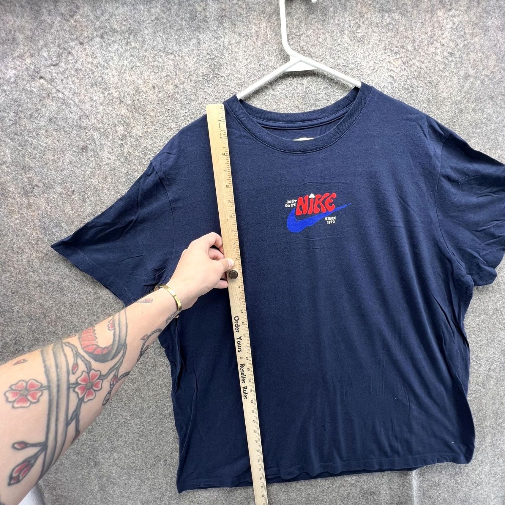 Nike Nike Shirt Mens 2XL Navy Just Do It Swoosh Graphic T-Shirt Sports Back Graphic Size US XXL / EU 58 / 5 - 5 Thumbnail