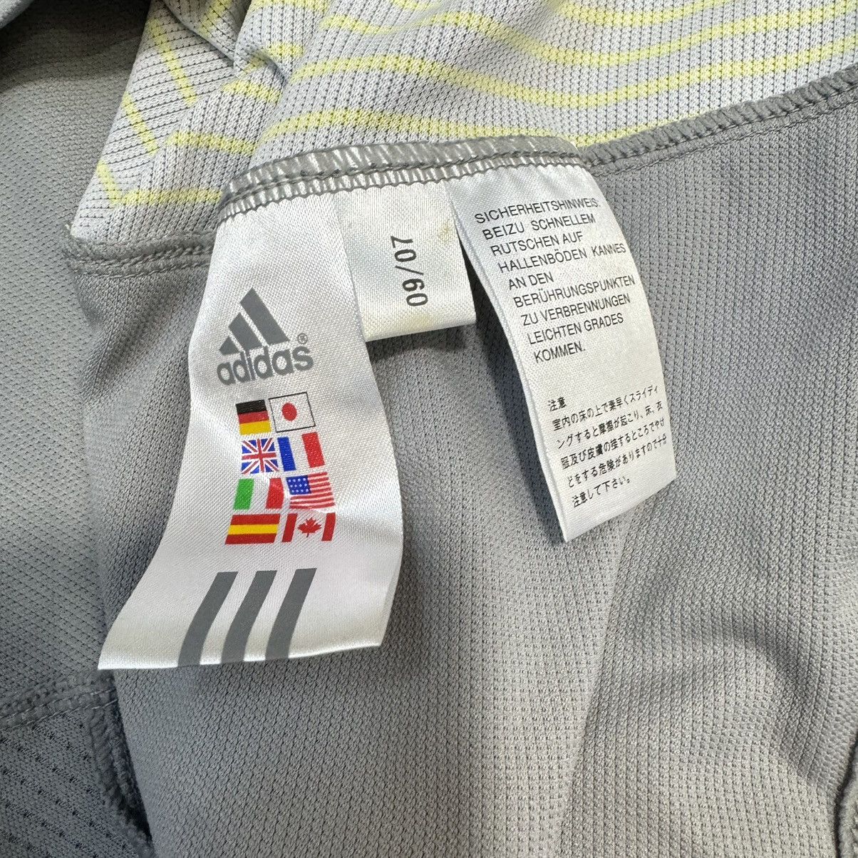Adidas Japan 08/09 player issue gk goalkeeper shirt (bnwt) Size US L / EU 52-54 / 3 - 9 Thumbnail