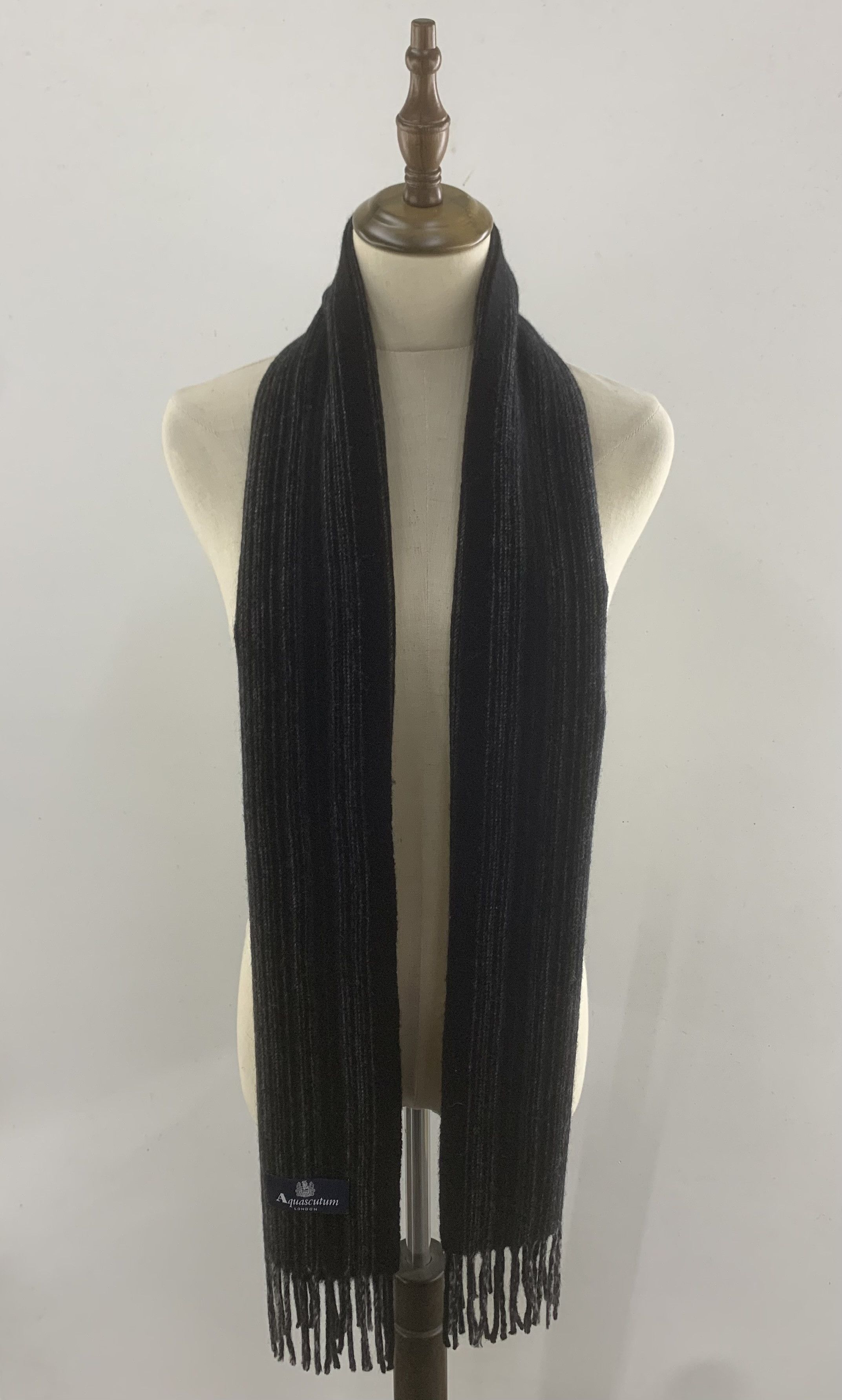 Aquascutum Aquascutum Scarf Wool Muffler Neck Wrap BL9251 Size ONE SIZE - 1 Thumbnail